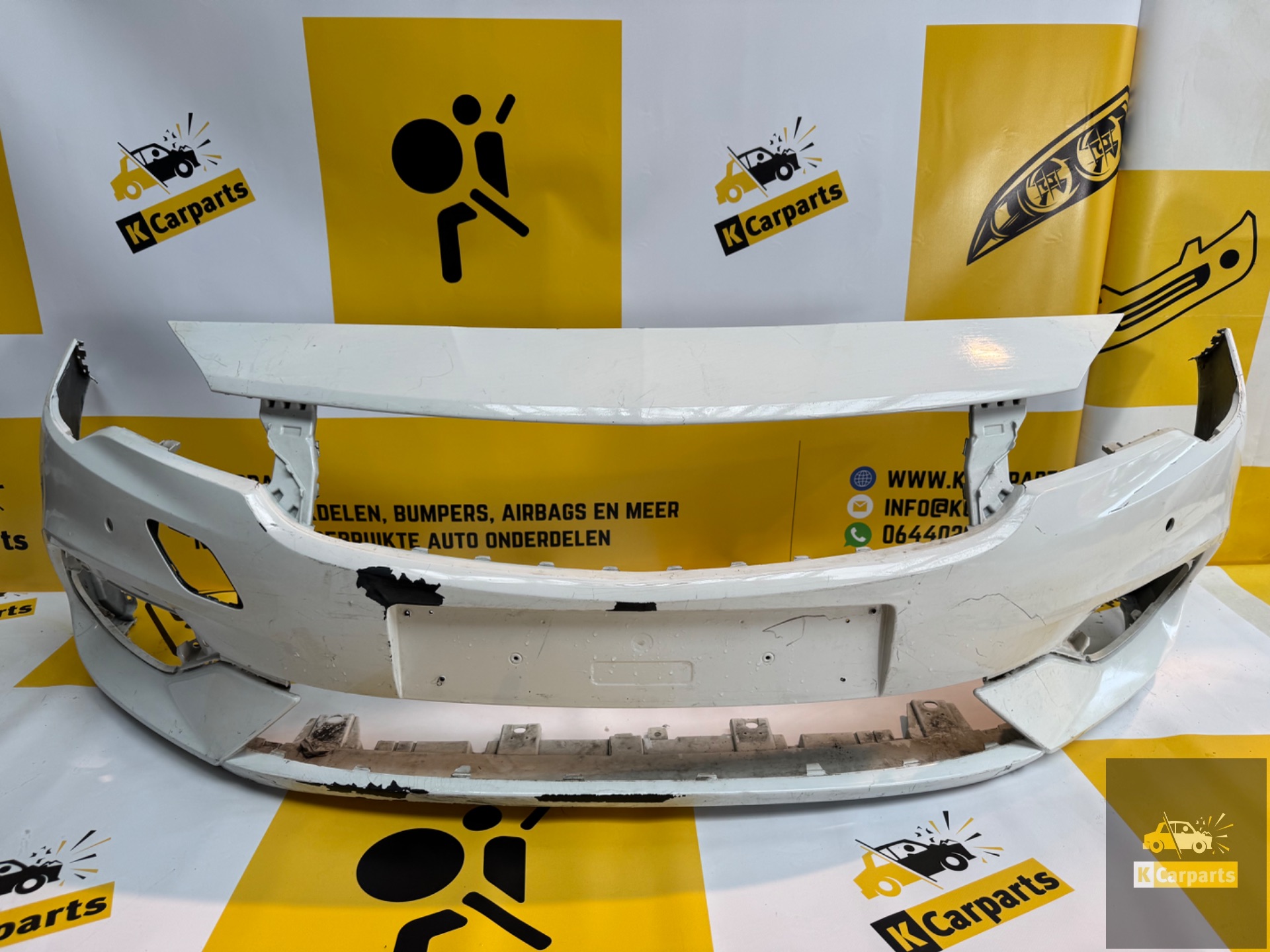 Bumper Opel Astra K voorbumper 39052730 pdc