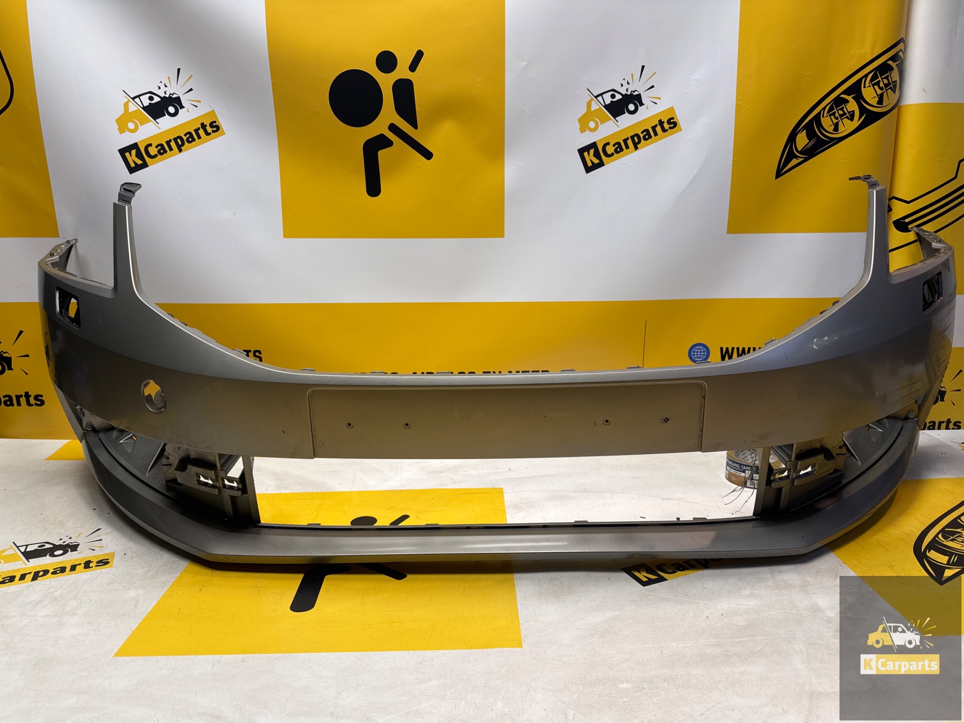 Voorbumper Skoda Octavia 5E bumper ORIGINEEL 5E0807221