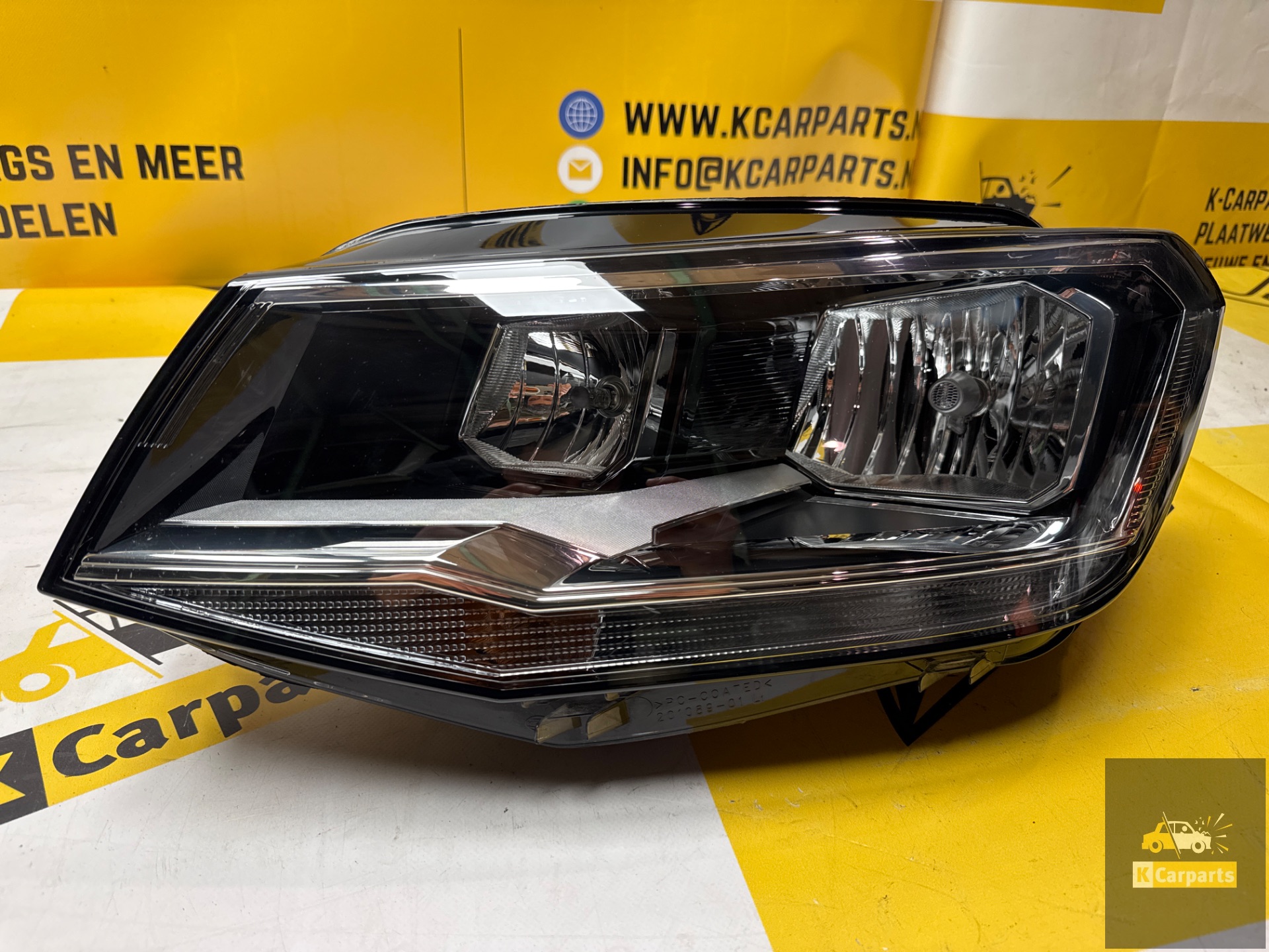 VW CADDY 2K5 PHARE HALOGÈNE GAUCHE 1EA012286-05
