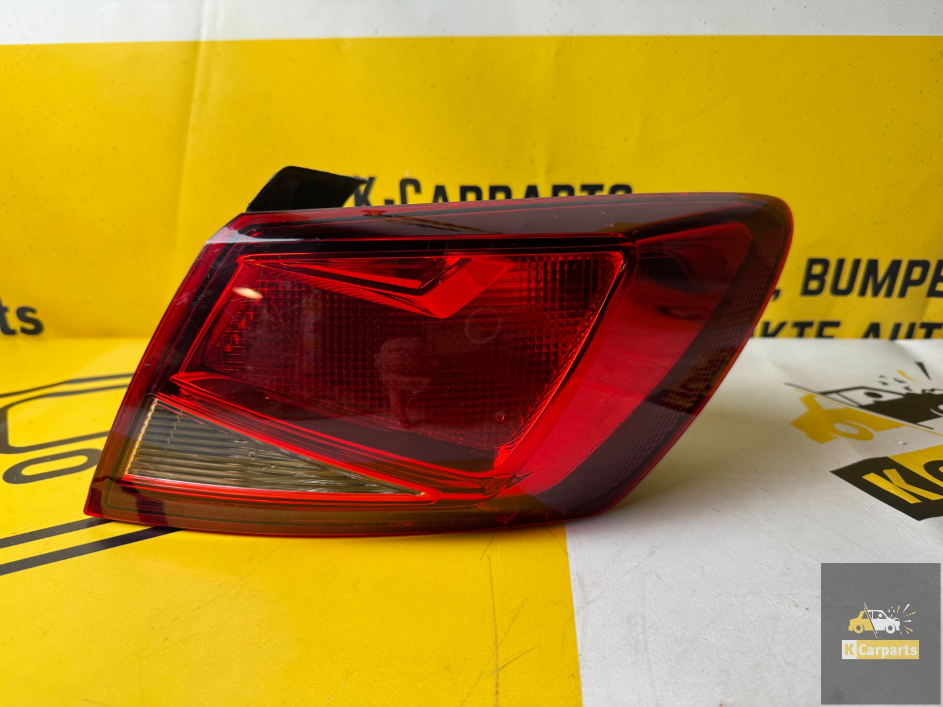 Achterlicht Seat Leon 5F0 5f0945096B Rechts Achter origineel
