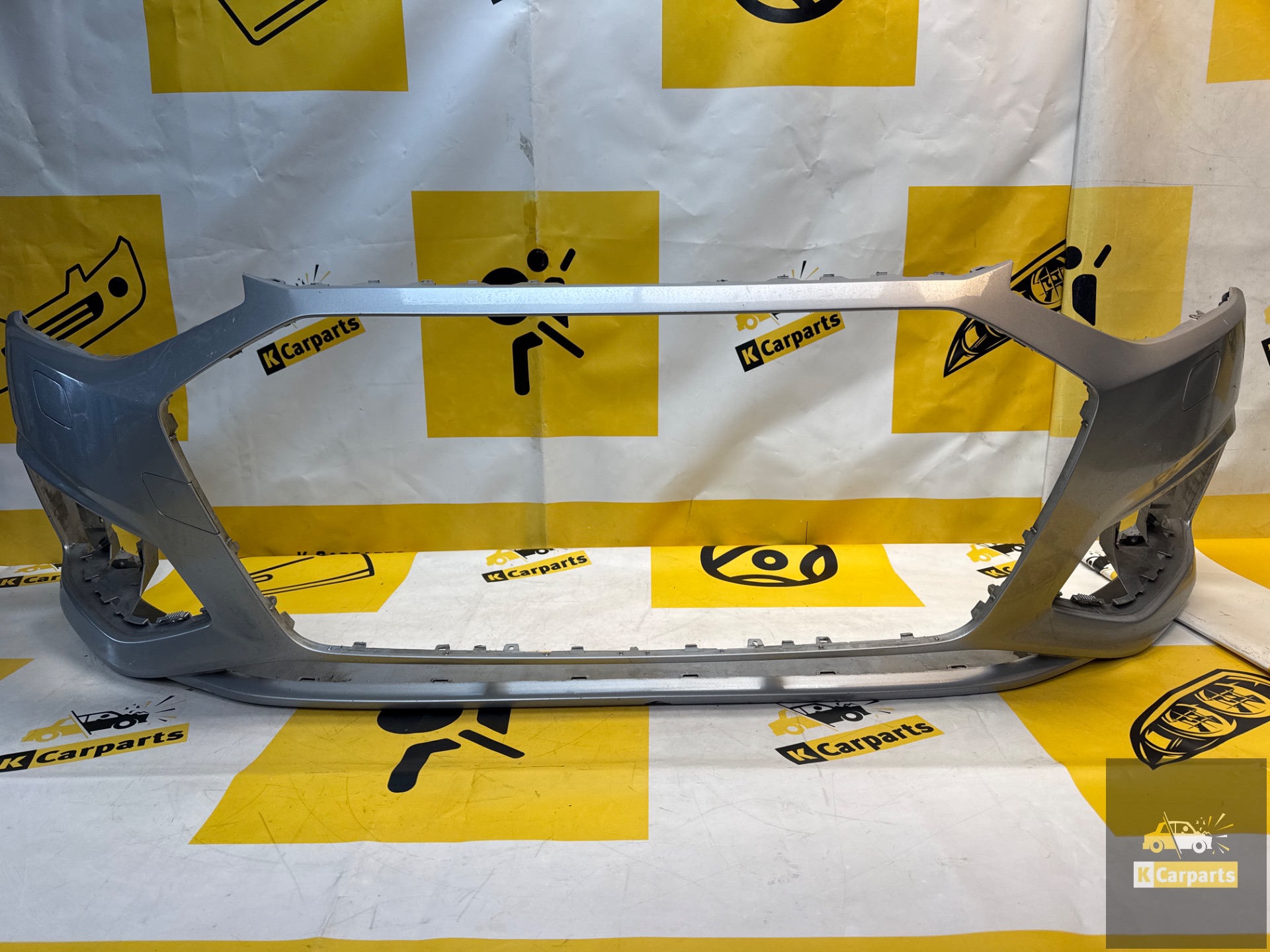 Voorbumper Audi A4 B9 2019-2023 KLS bumper 8w0807241E