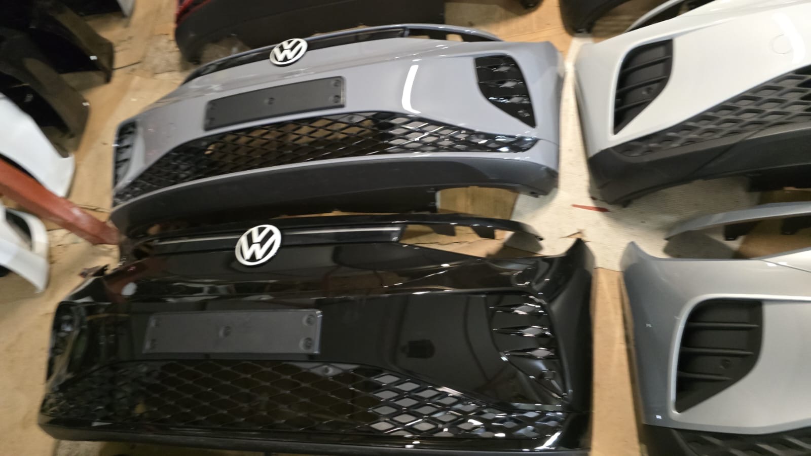 Pare-chocs avant Volkswagen ID4 Facelift 11A807221 d'origine