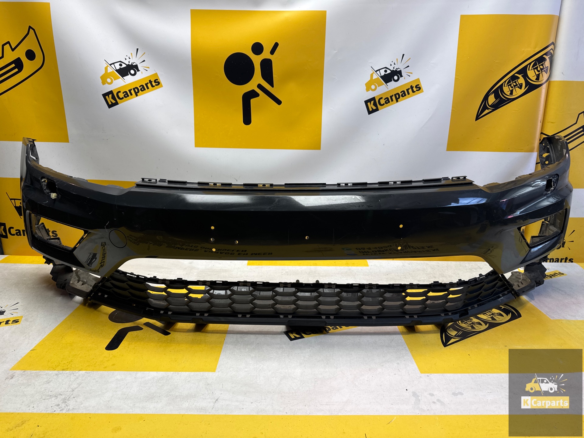 Front bumper Volkswagen Tiguan 5na KLS 5NA807221 bumper