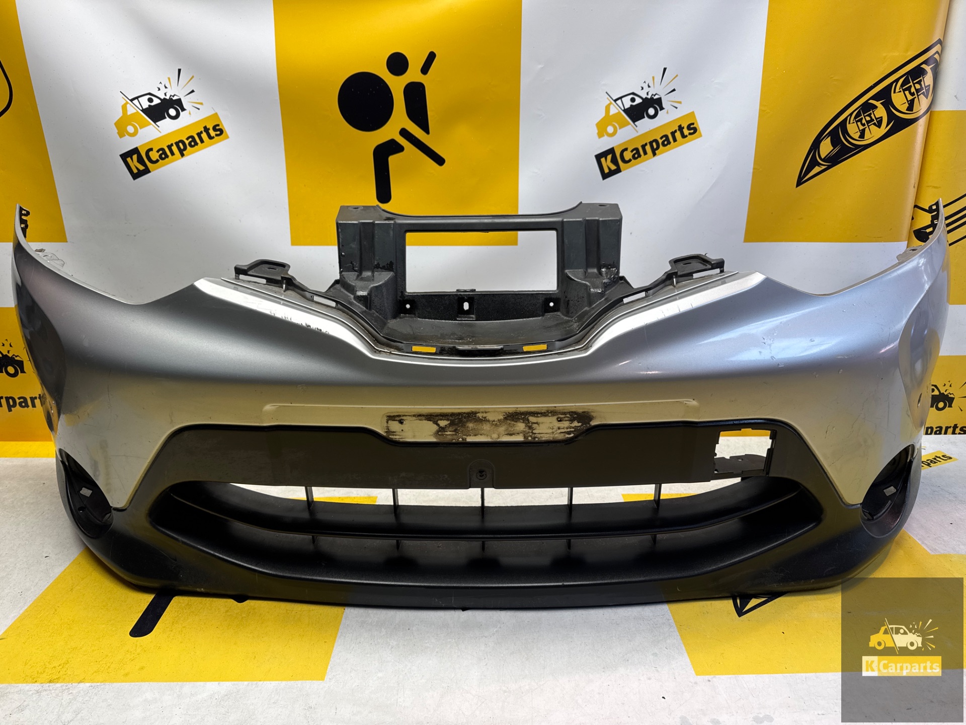 Voorbumper NISSAN Qashqai J11 pdc bumper 62022-4EA0H