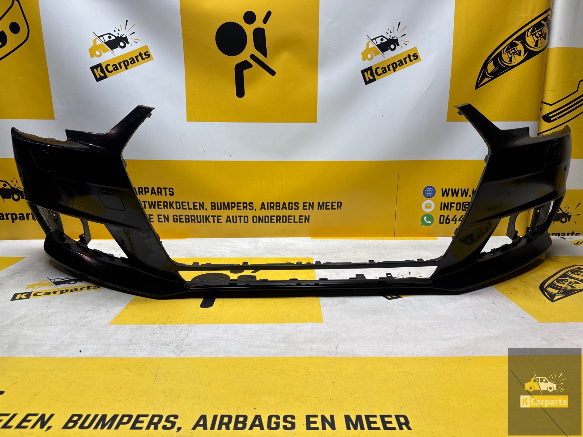 Voorbumper Audi A4 8W B9 facelift PDC KLS 8W0807437