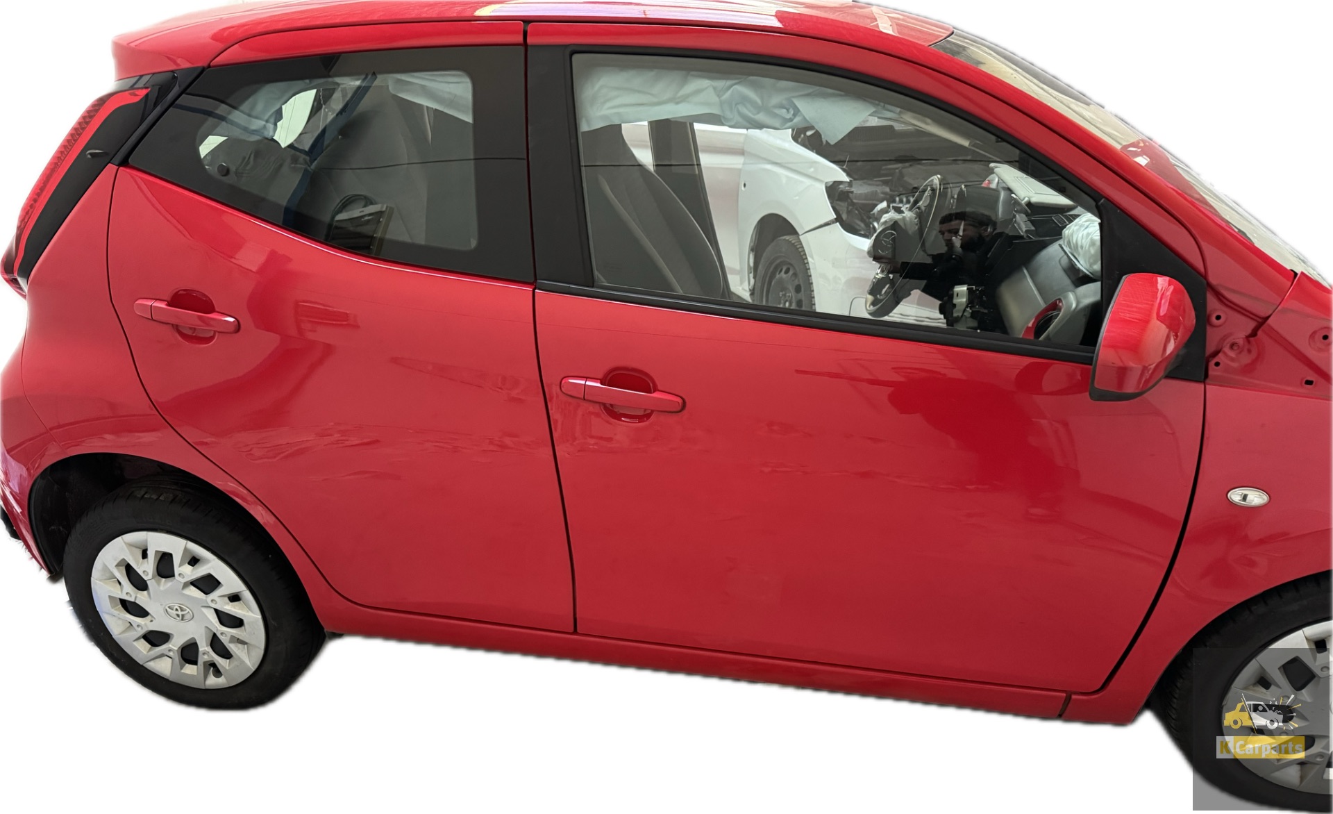 Porte avant droite Toyota Aygo C1 108 3po rouge d'origine