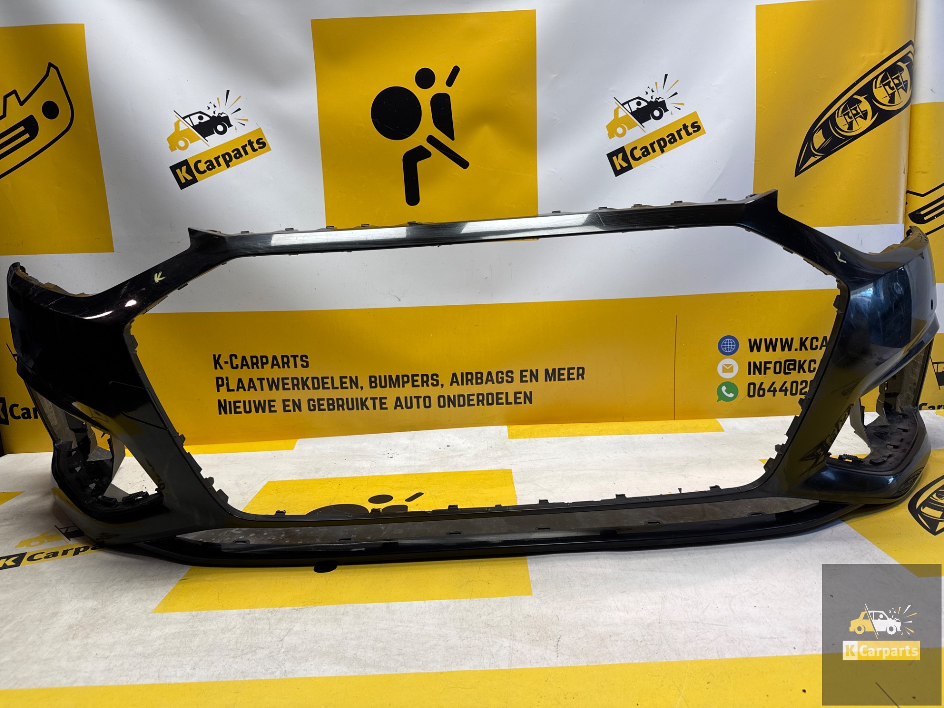 Voorbumper Audi A4 B9 2019-2023 bumper 8w0807241E