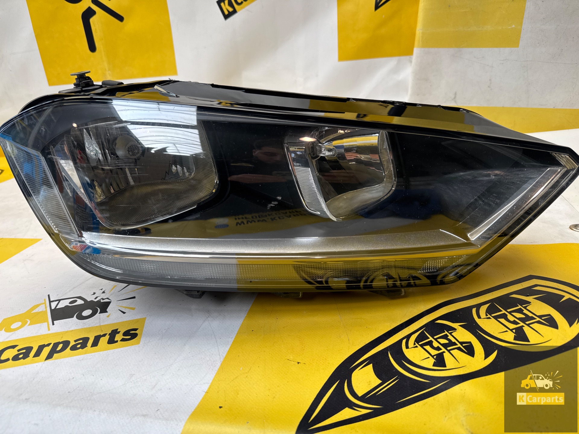 Phares halogènes Volkswagen Golf Sportsvan H7 517941006C