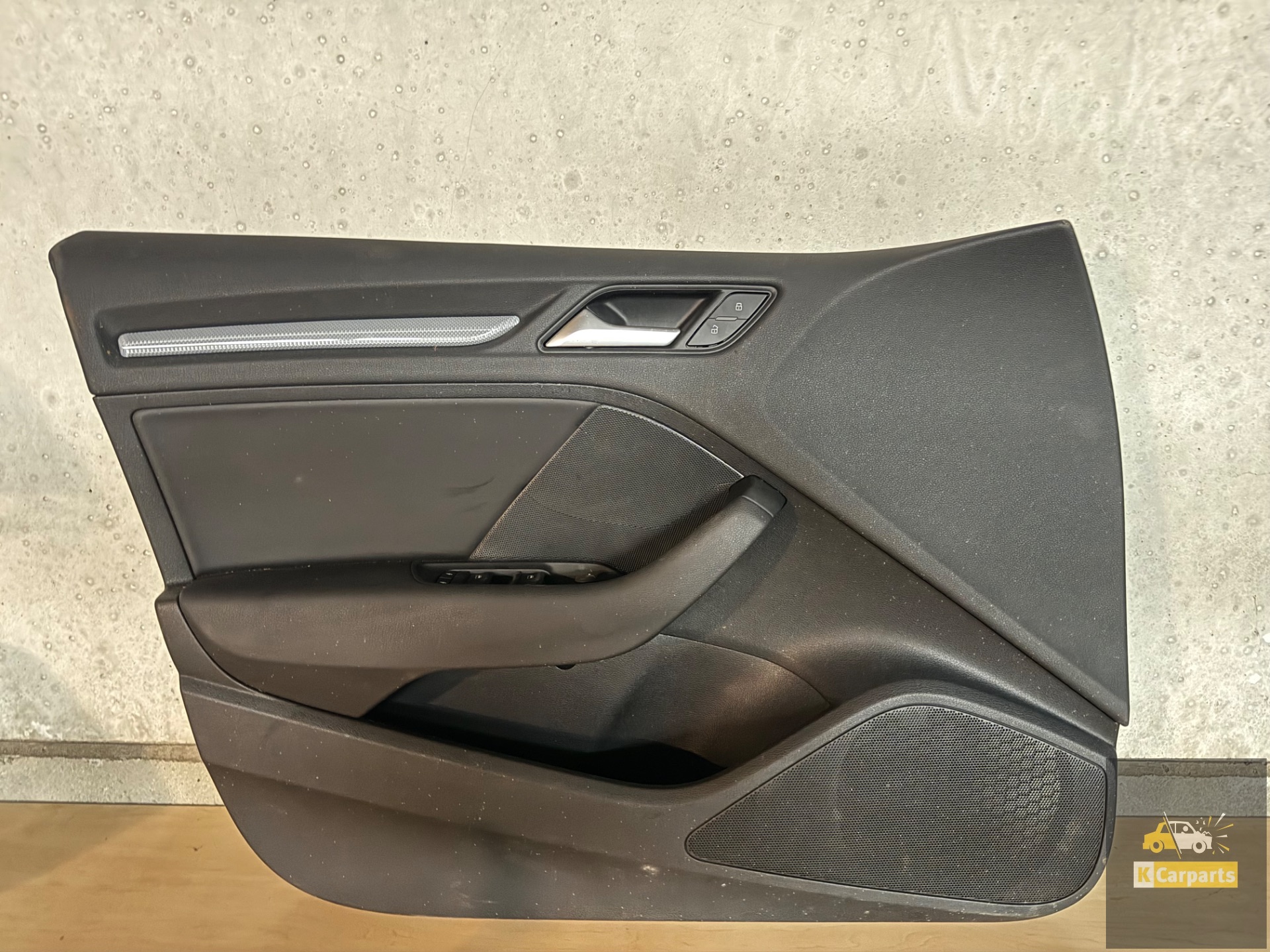 Deur bekleding AUDI A3 S3 RS3 Links voor portier  8V4867105