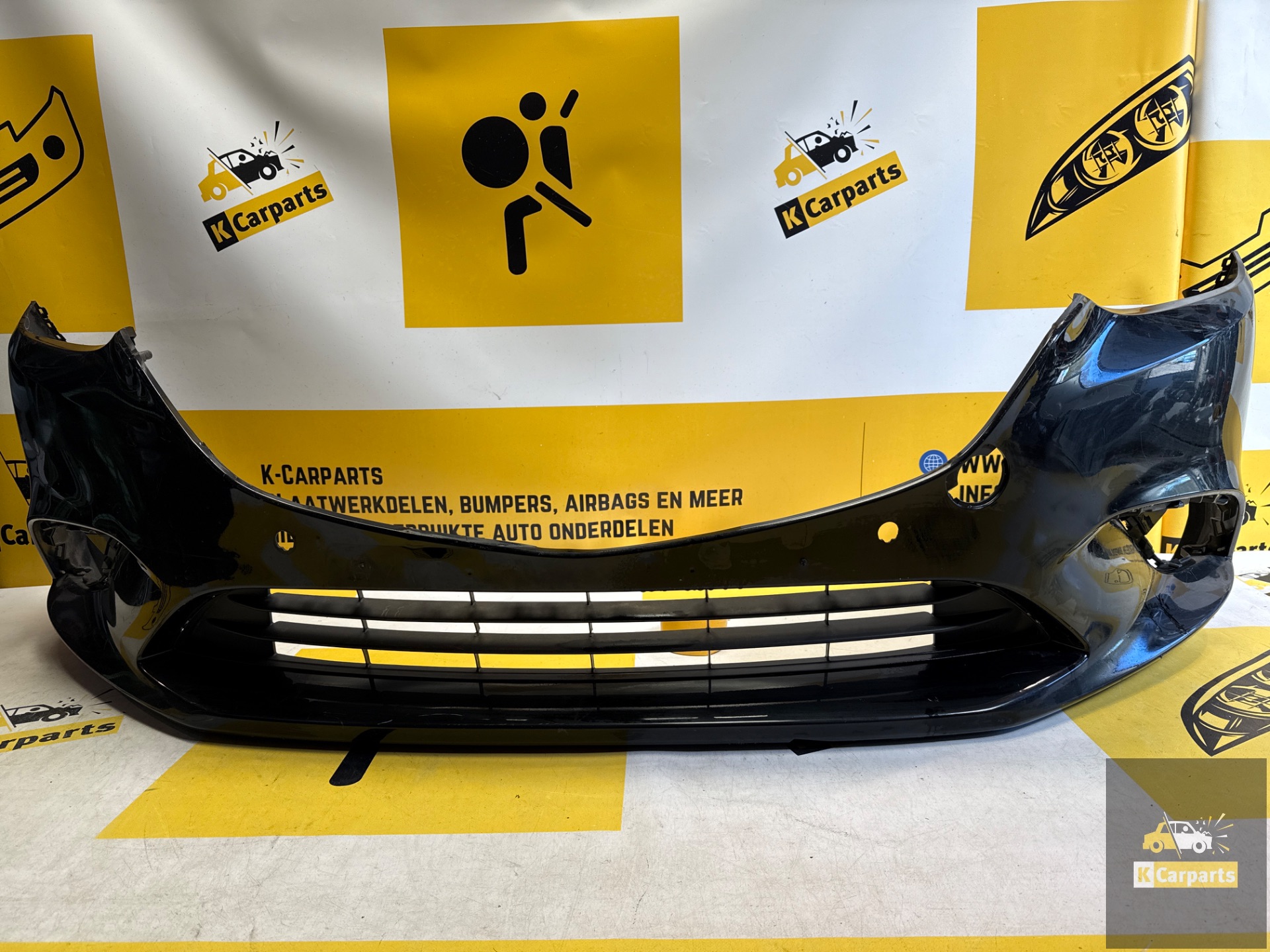 Mazda 3 voorbumper 2016 to 2019 B63b-50031