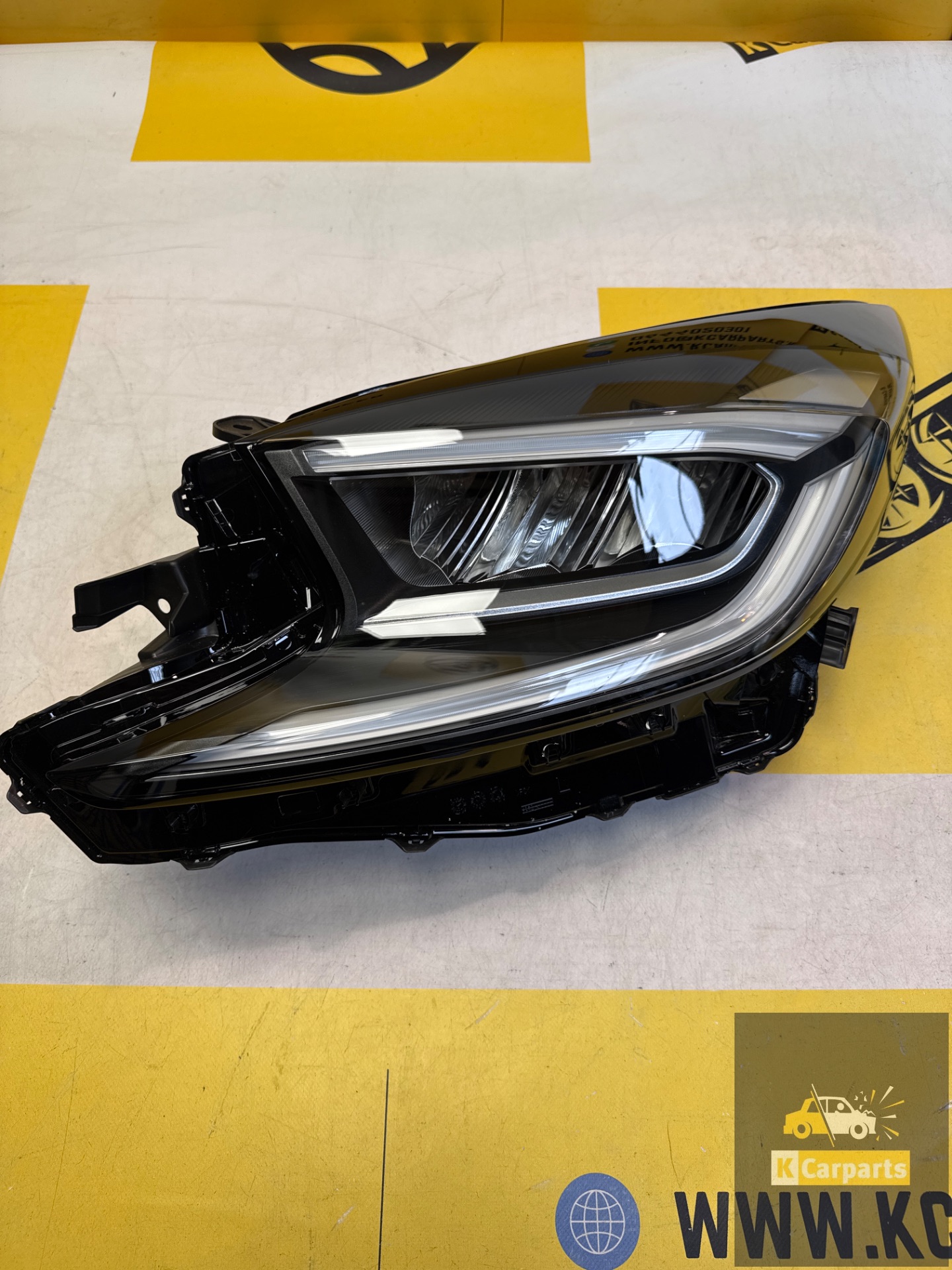 Toyota Aygo X Linker Scheinwerfer Original neu! 0H-33 29318
