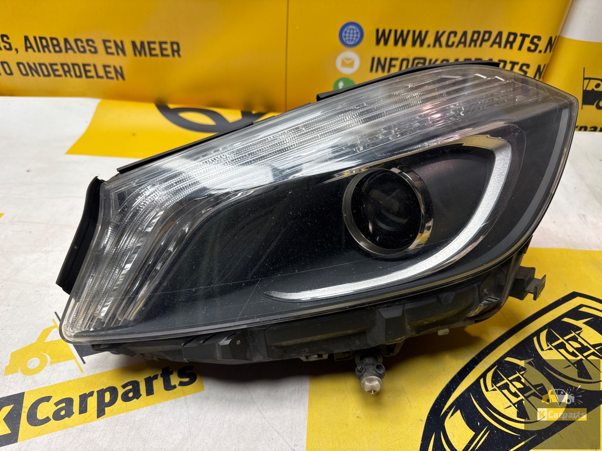 Koplamp A Klasse W176 Xenon Links Compleet A1768201161KZ