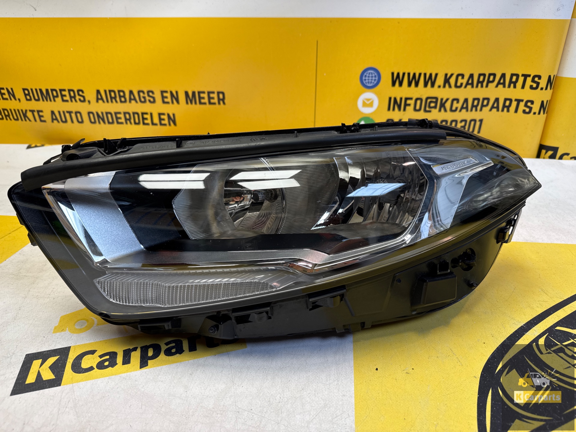 Koplamp Mercedes A Klasse W177 Halogeen Links led A1779062100