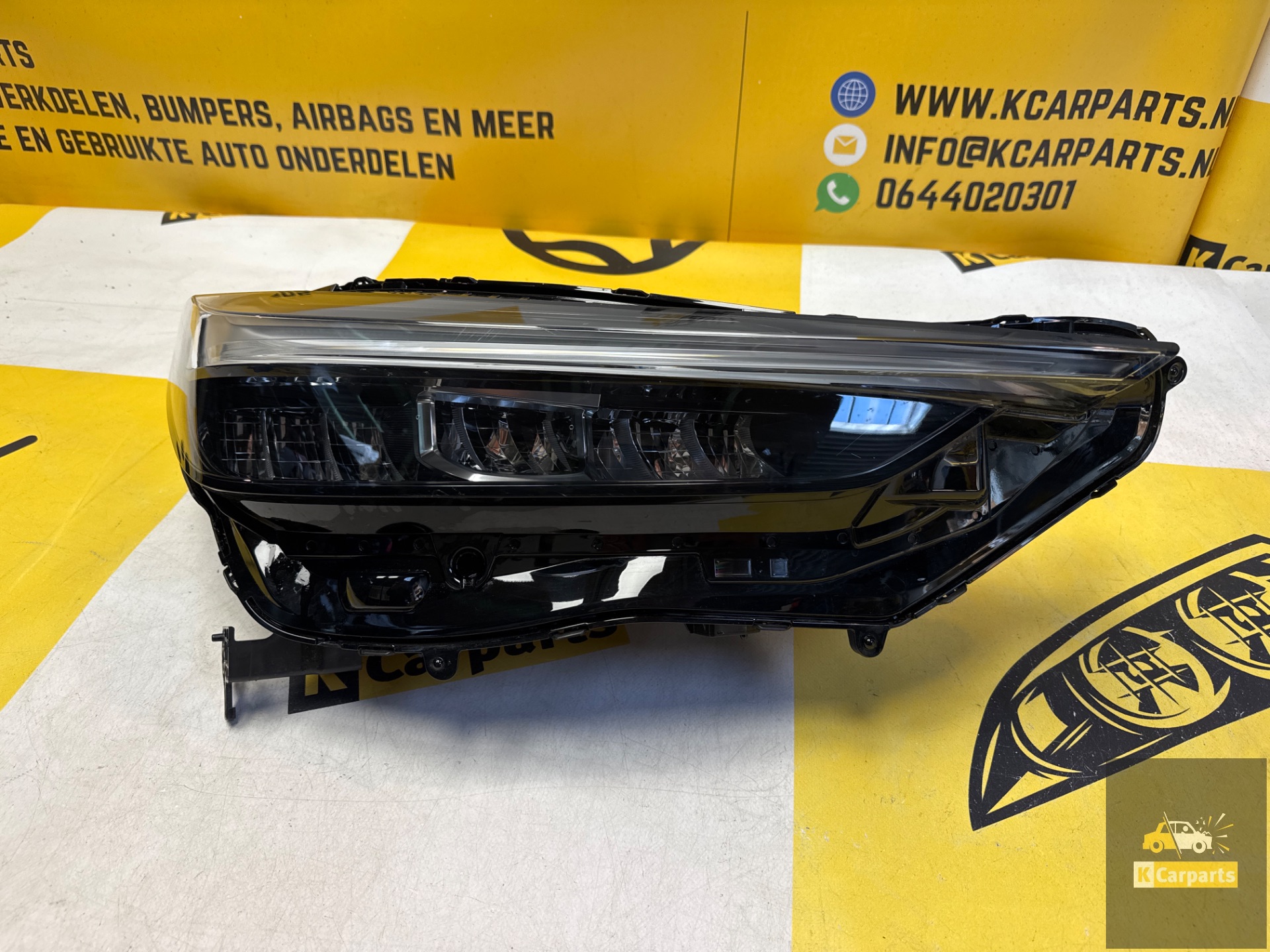 Koplamp RECHTS VOOR HONDA HRV HR-V STANLEY W6500