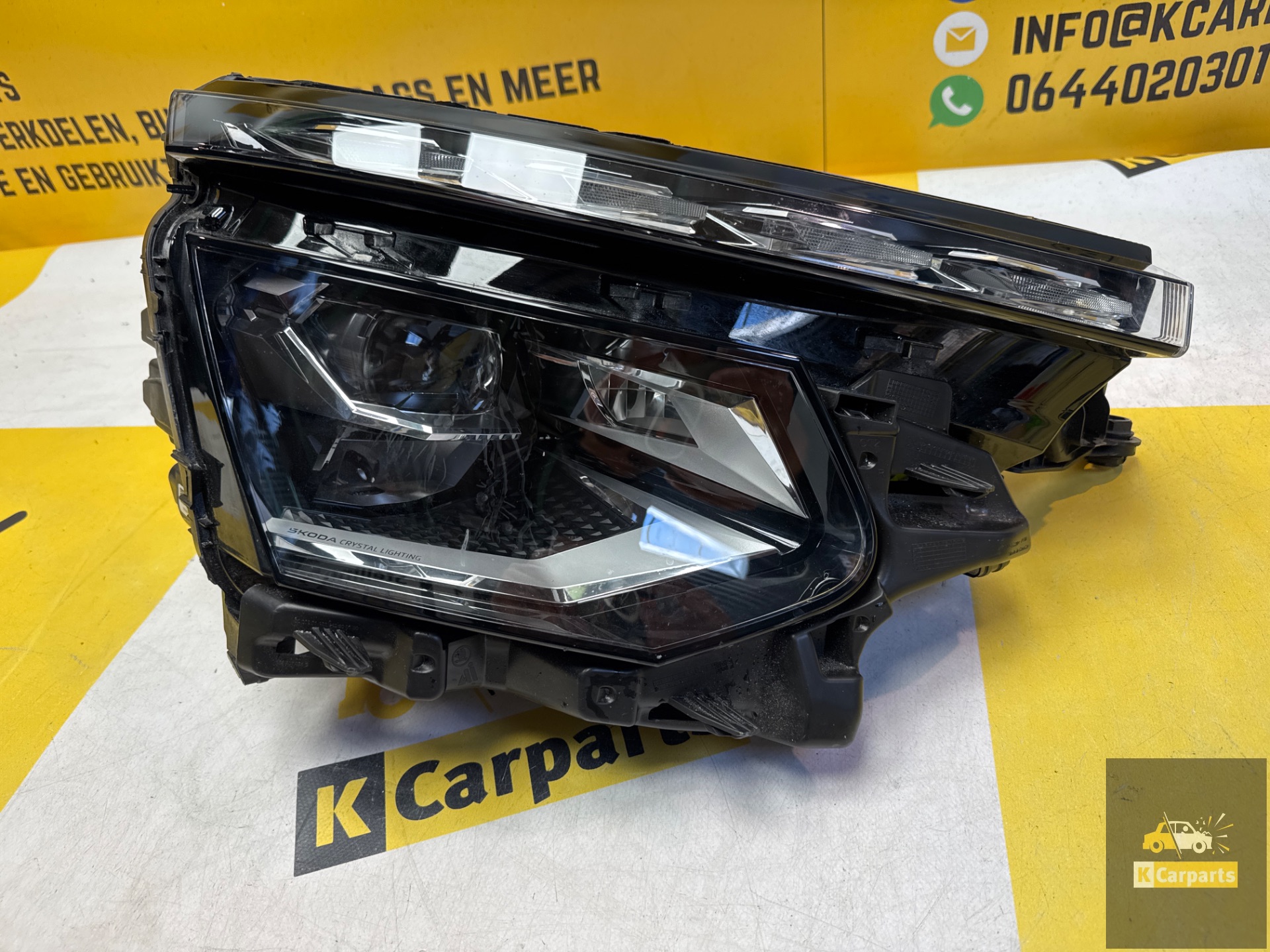 Phare avant Skoda Kamiq 655941015C, éclairage LED cristal complet