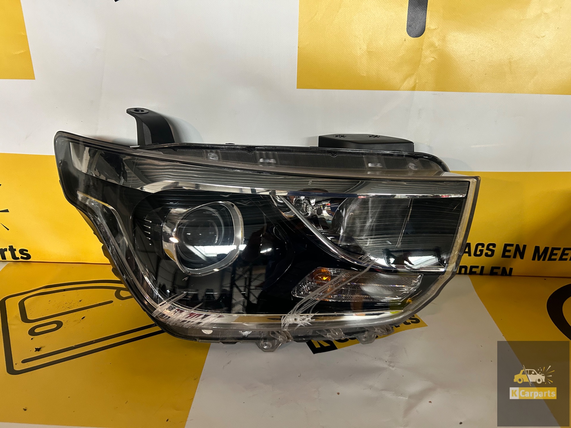 Koplamp rechts Hyundai H1 2018 Origineel 92102-4a610