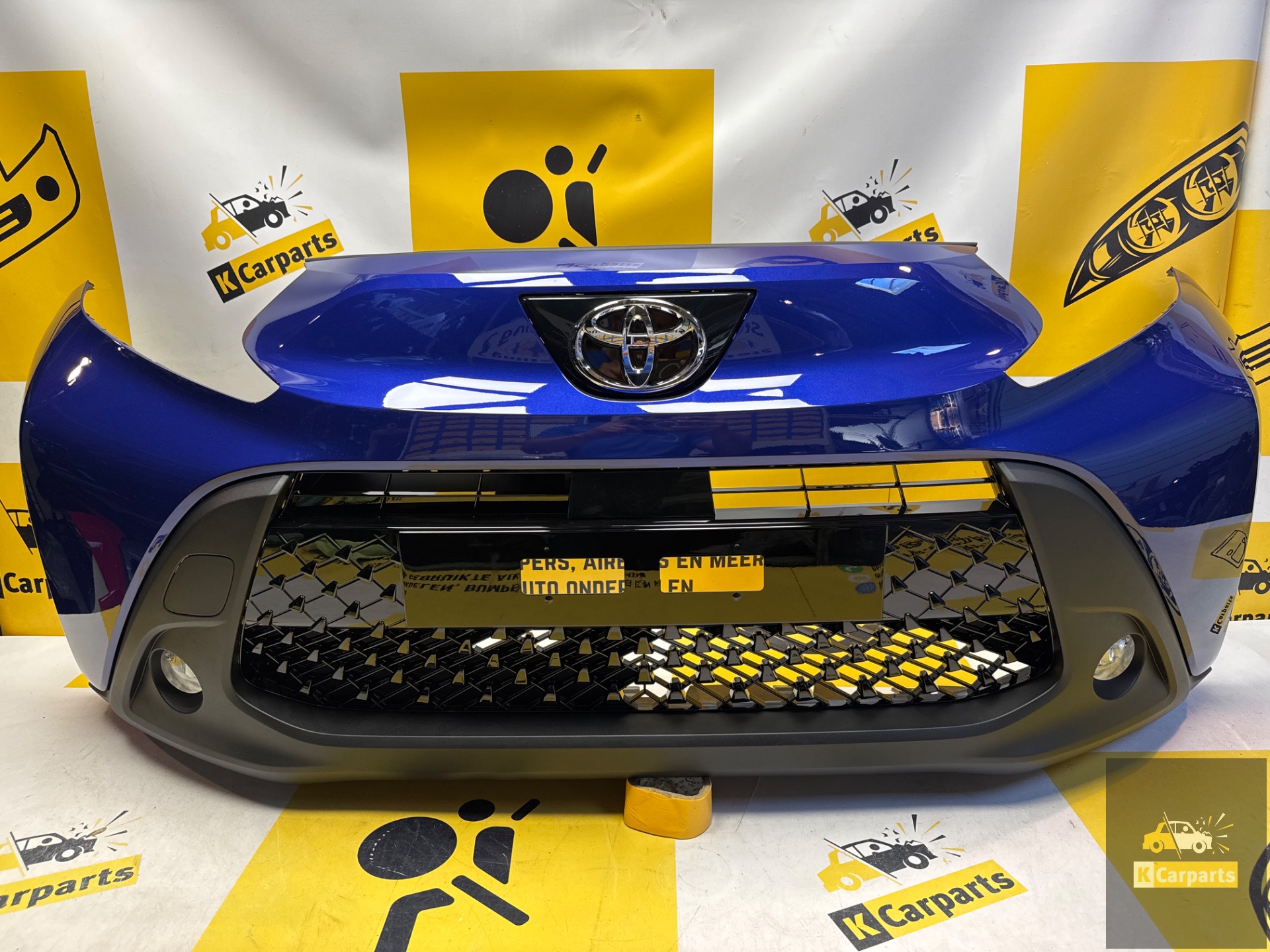 Toyota Aygo X Voorbumper origineel Compleet 52119-OH190