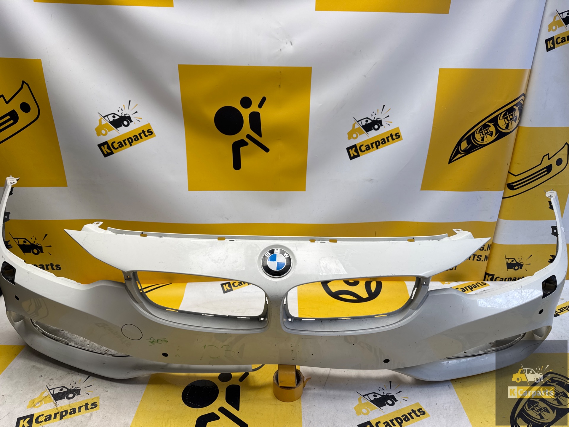 14 15 16 17 BMW F32 F33 F36 4 SERIES VOORBUMPER 15857711