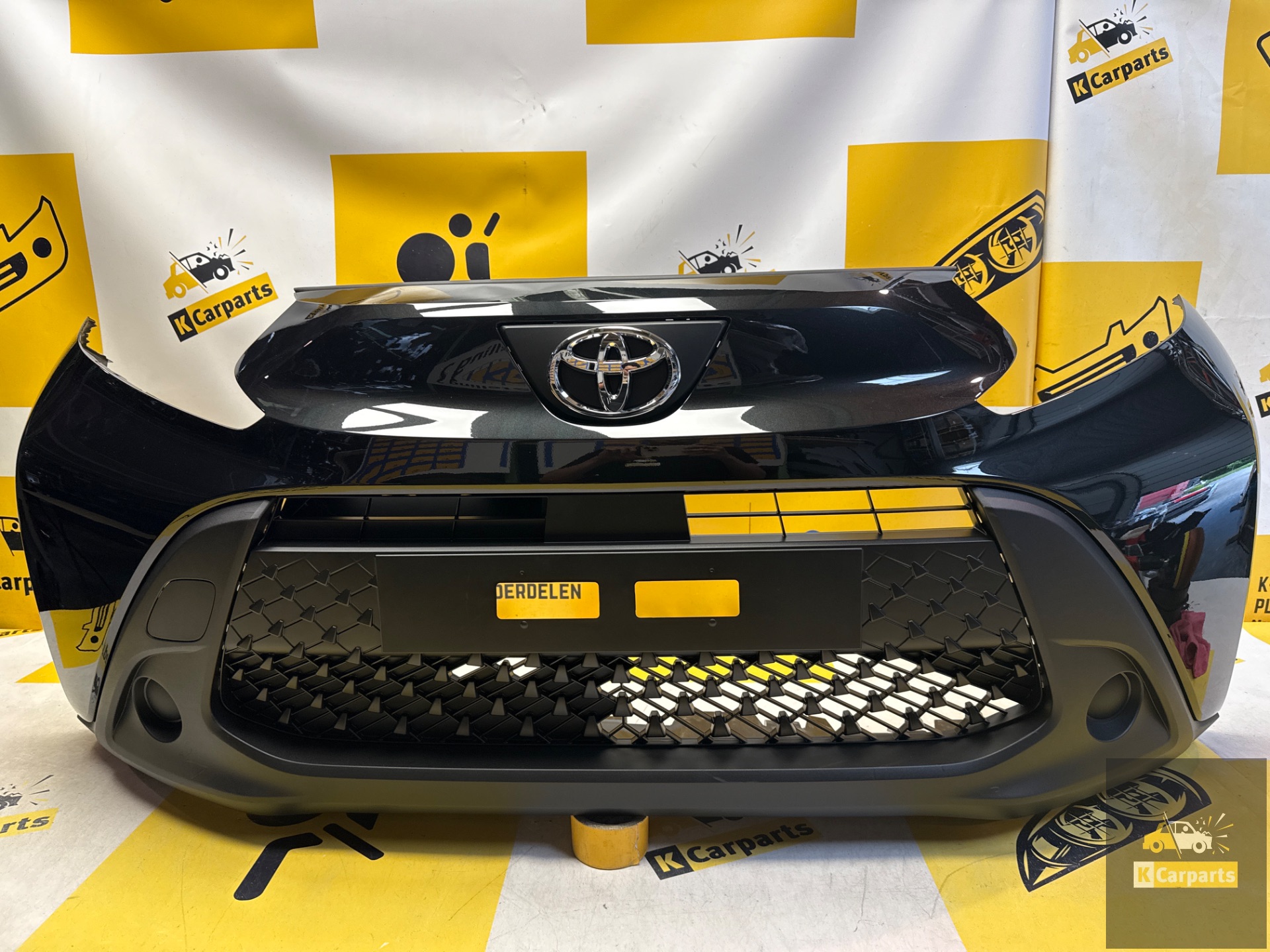 Toyota Aygo X Front bumper originalComplete52119-OH19new