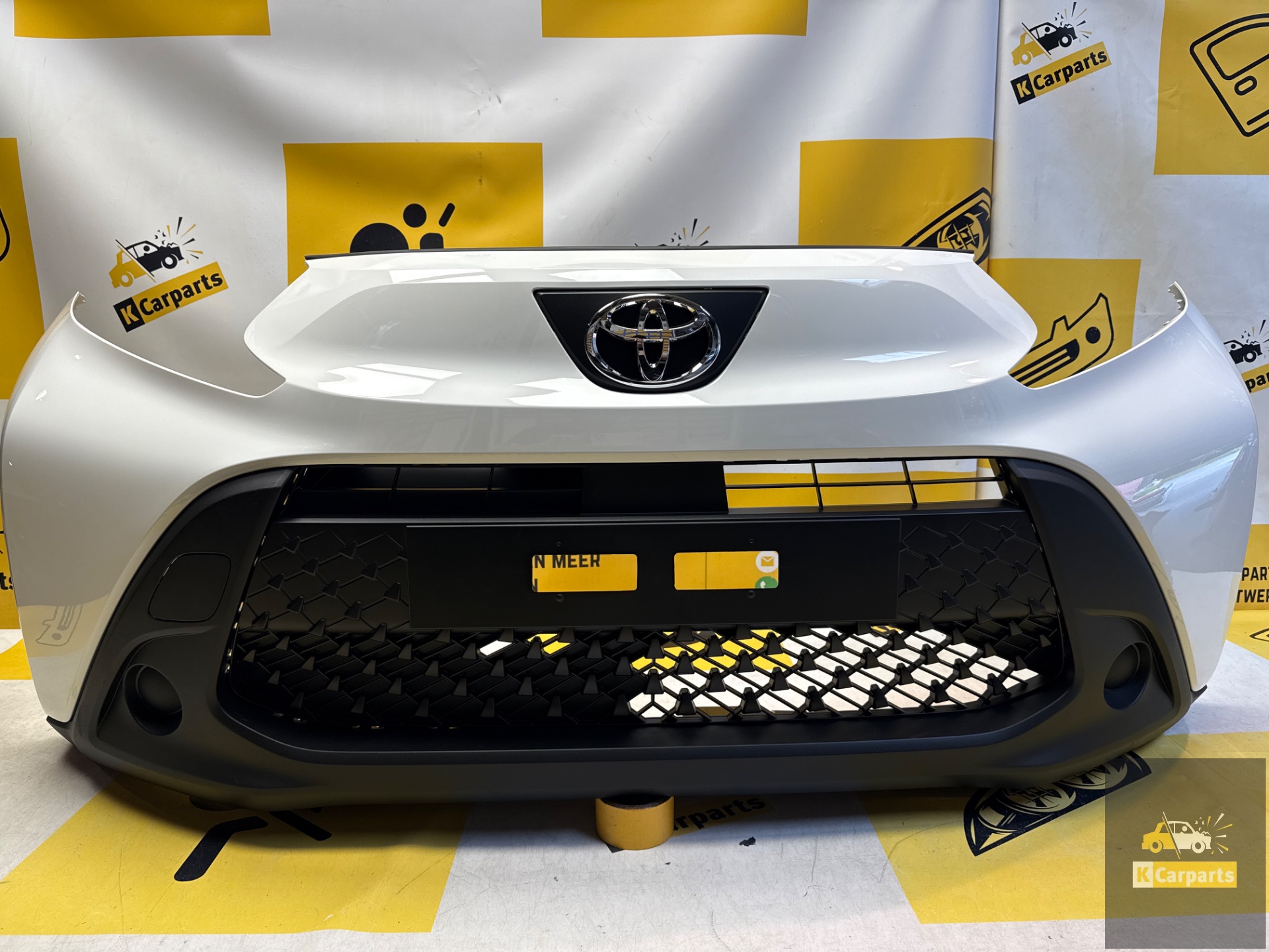 Toyota Aygo X Front bumper originalComplete52119-OH19new
