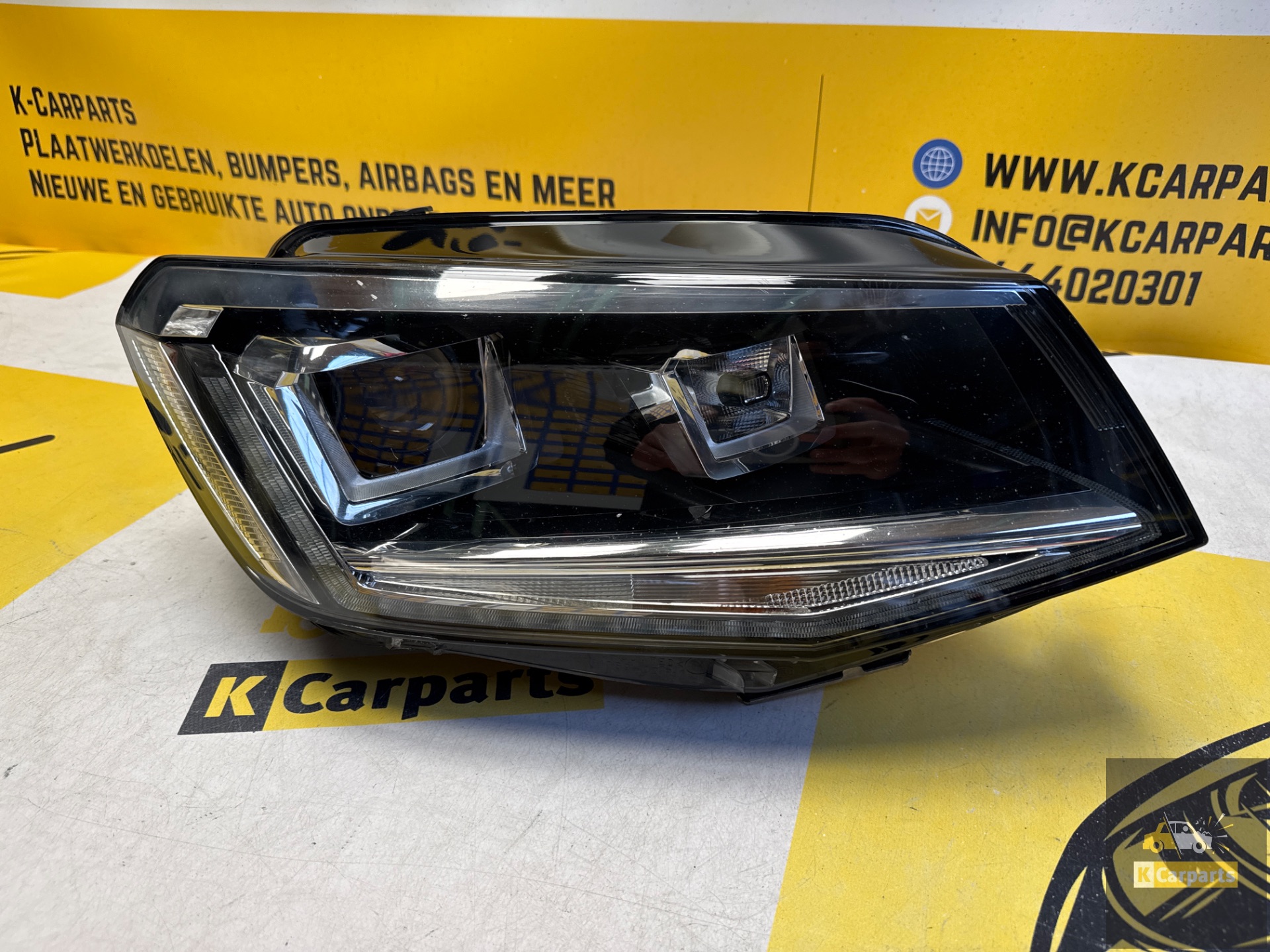 VW CADDY FACELIFT BI XENON HEADLIGHT RIGHT 2K1941032A