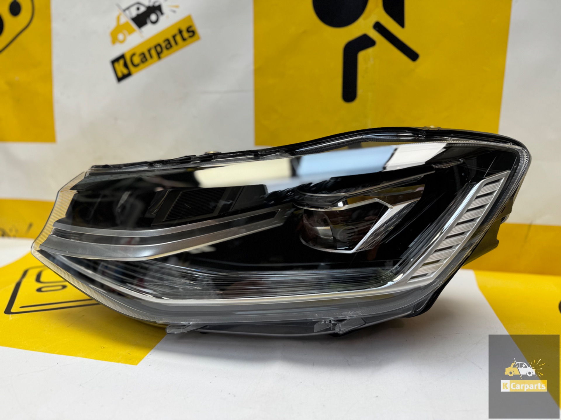 Phare avant gauche complet à LED pour Volkswagen Caddy 2K7 2K8941035