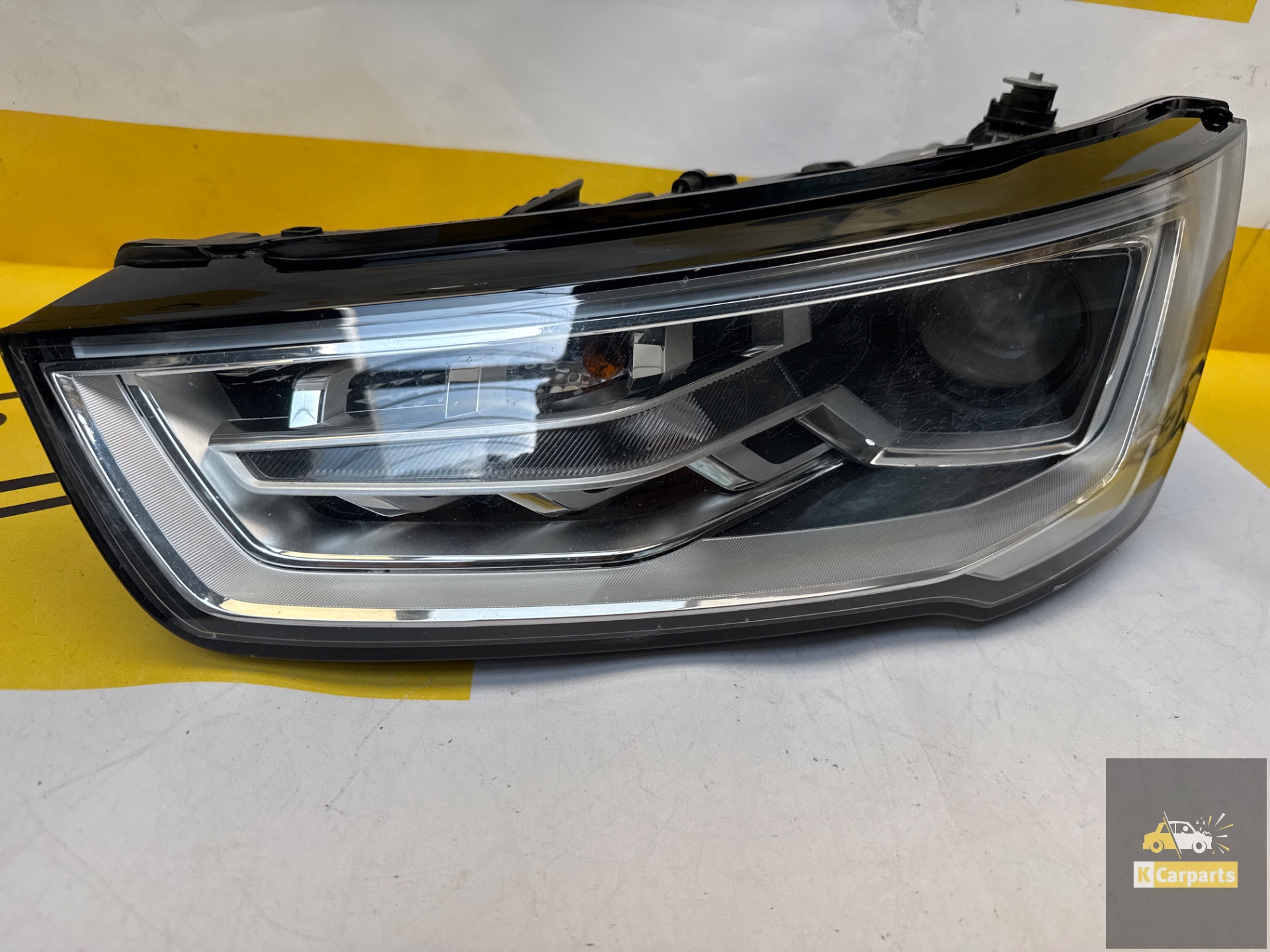 Audi A1 Koplamp 8XA Full LED Facelift 8XA941005 Links