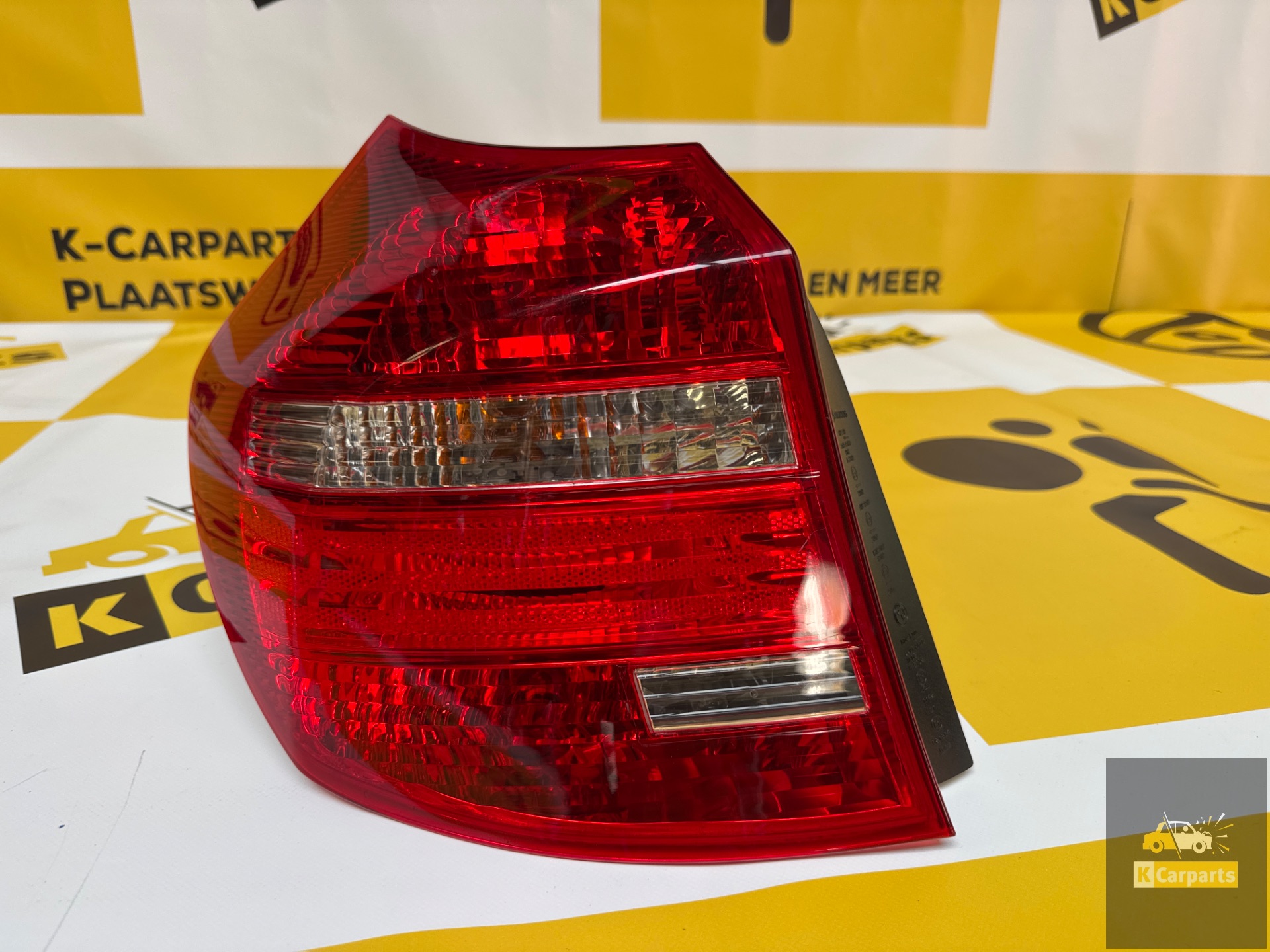 2009 BMW 1 SERIE E87 ACHTER PASSAGIERSZIJDE ACHTERLICHT A050306