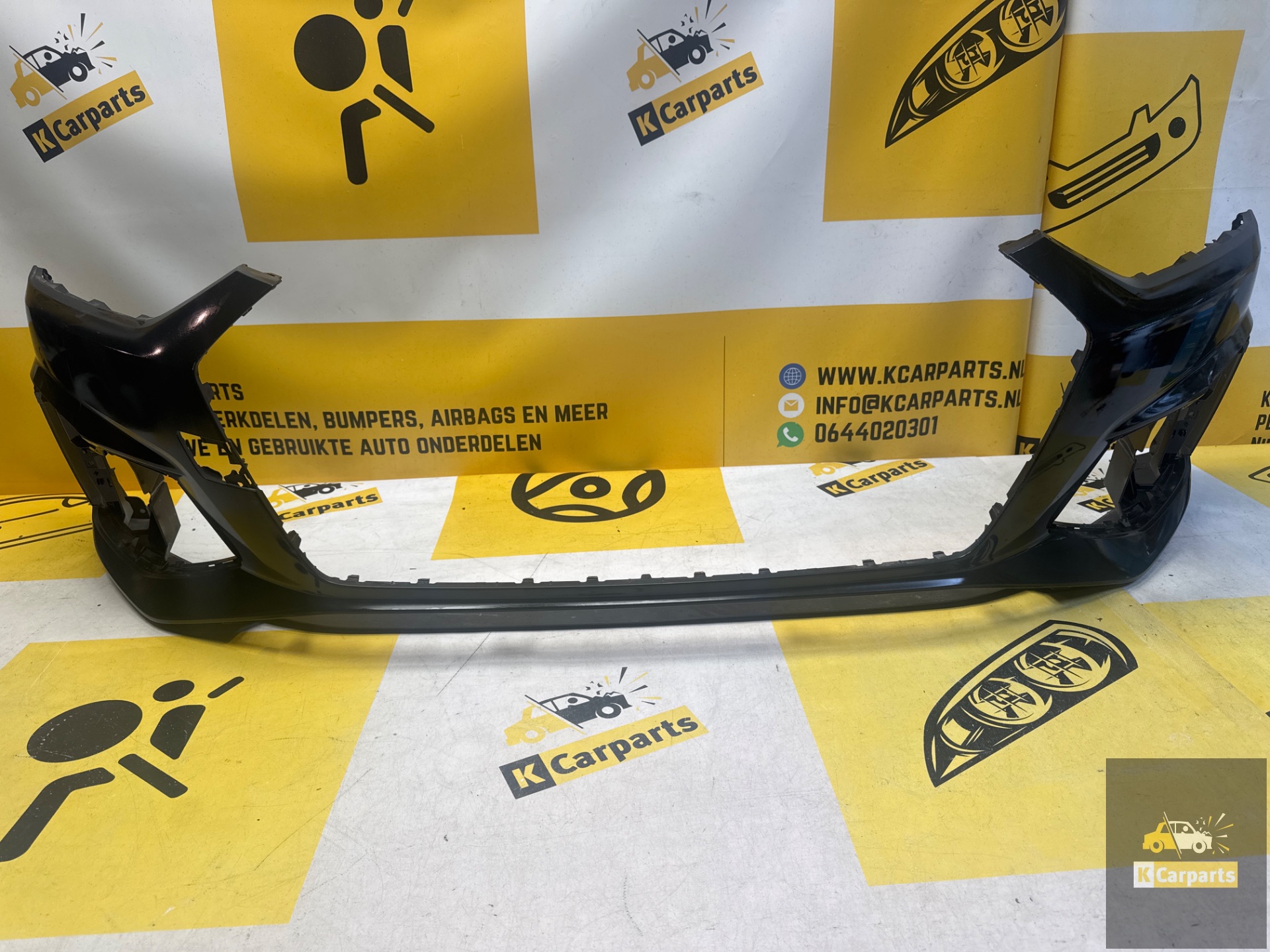 Audi A5 B9 F5 S-Line voorbumper 17-'20) 8W6807437