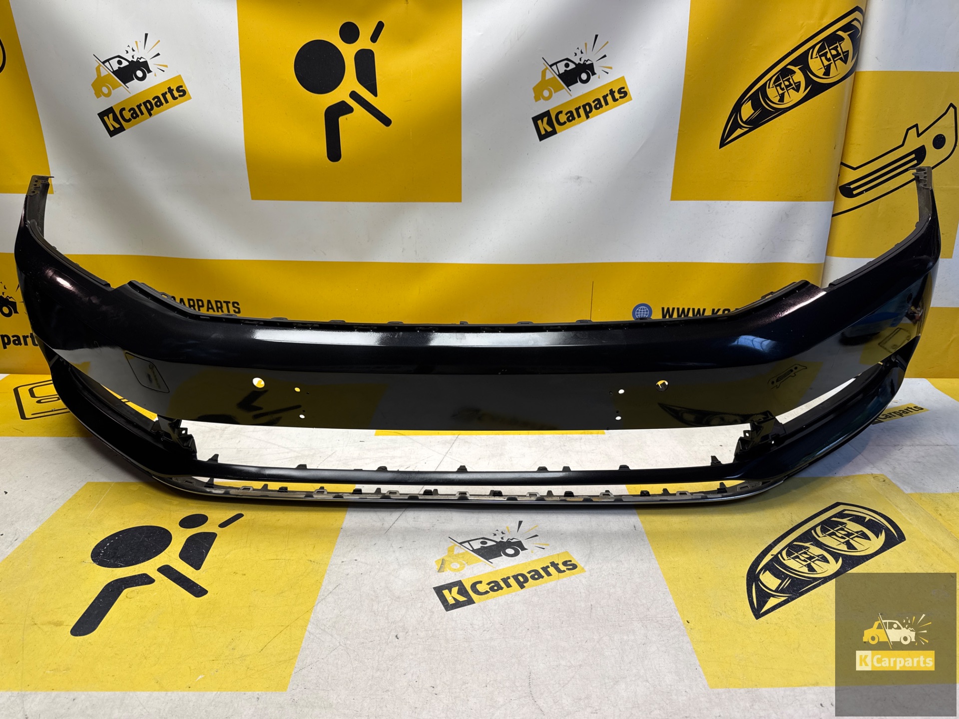 Front bumper VW Passat B8 3G Highline 3G0807221A