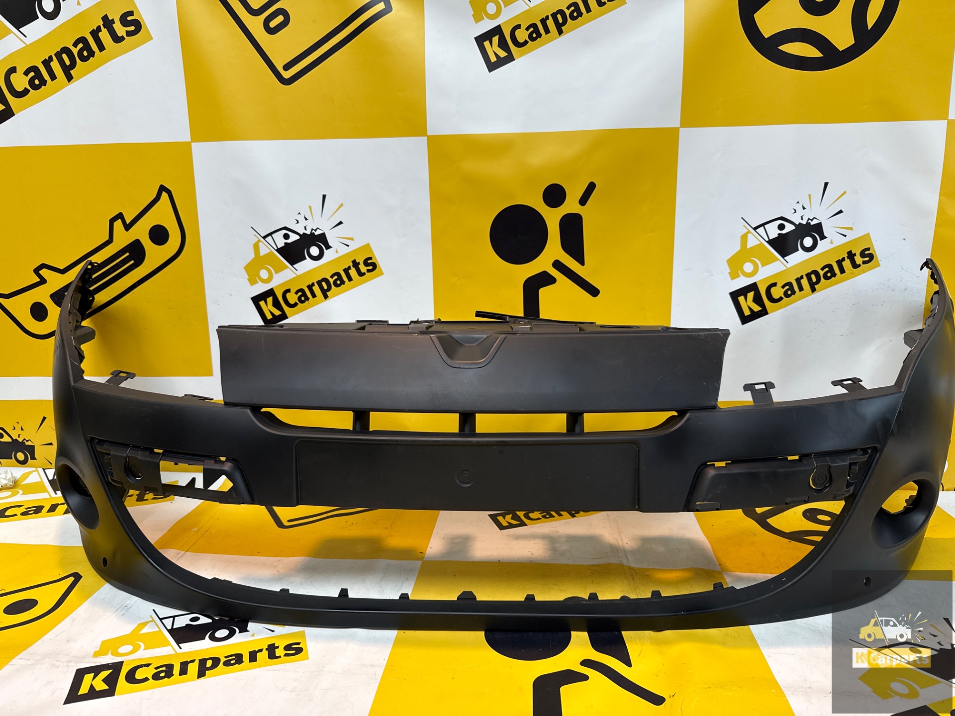 Renault Megane MK3 Voorbumper Origineel 620220004R 2006-2014