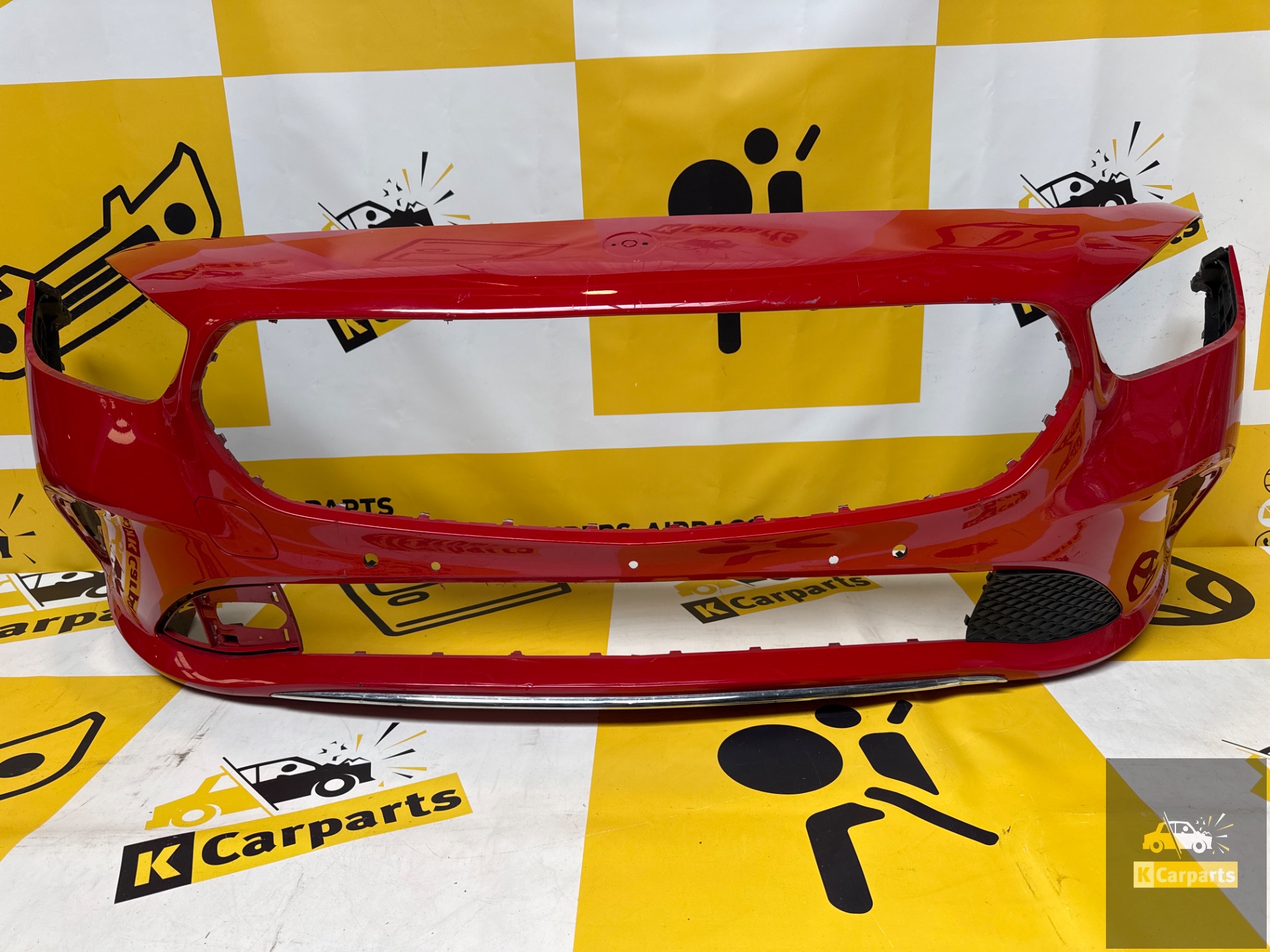 Voorbumper Mercedes B Klasse W247 PDC ORIGINEEL A2478855300