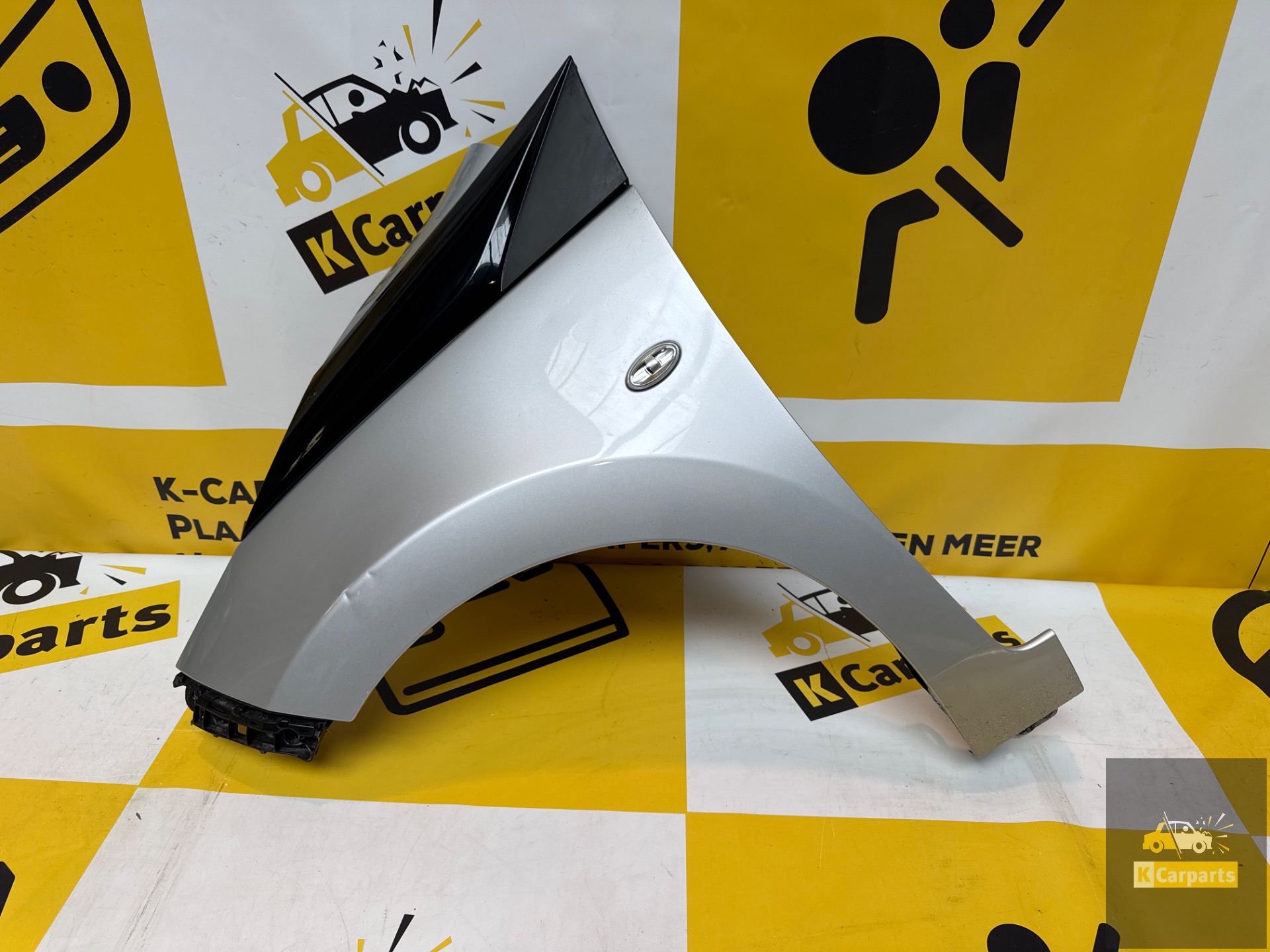 Toyota Aygo B40 Links voor spatbord origineel