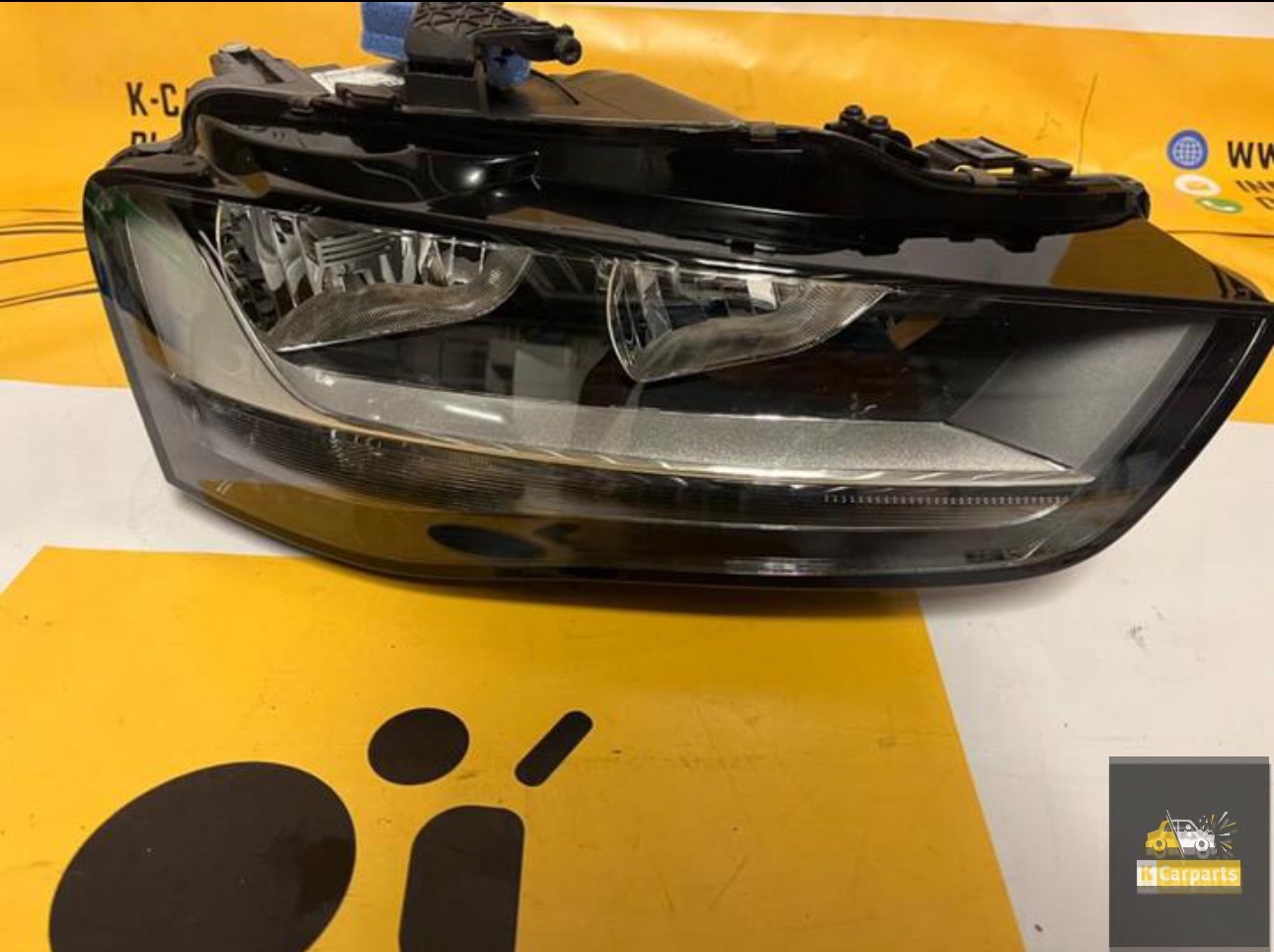 Headlight Audi A4 Bixenon 8K0941004L Original Right