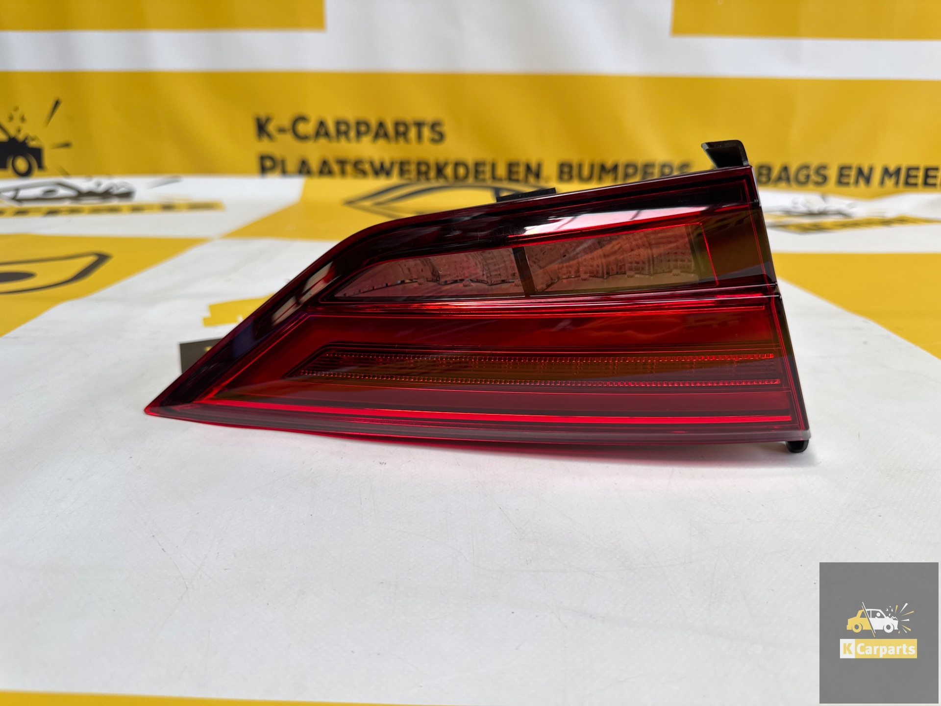 Audi A3 8V5 Sedan / Limo Facelift Dynamisch LED Achterlicht Links Achterklep 8V5945093D