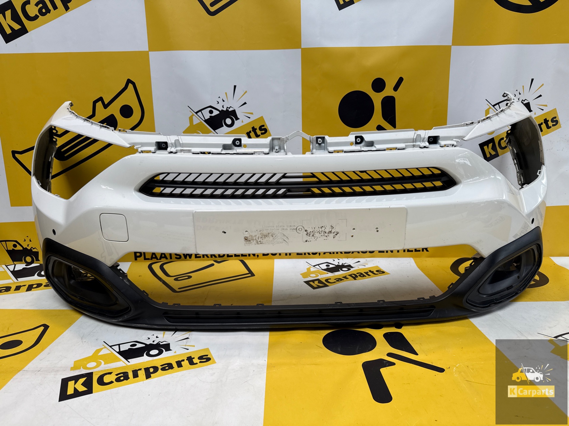 Citroen C4 Berline Puretech voorbumper PDC 9834692580