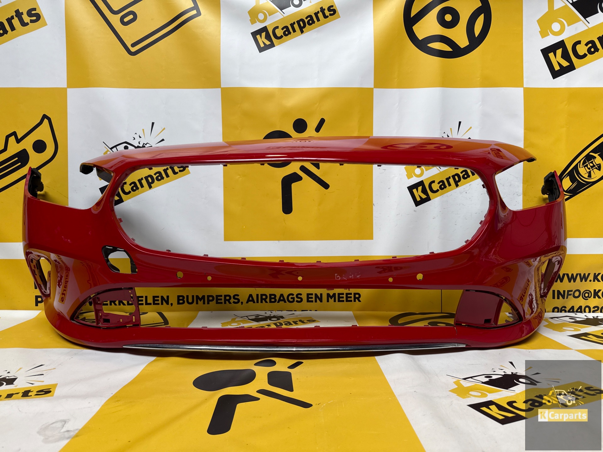 Voorbumper Mercedes B Klasse W247 PDC ORIGINEEL A2478855300