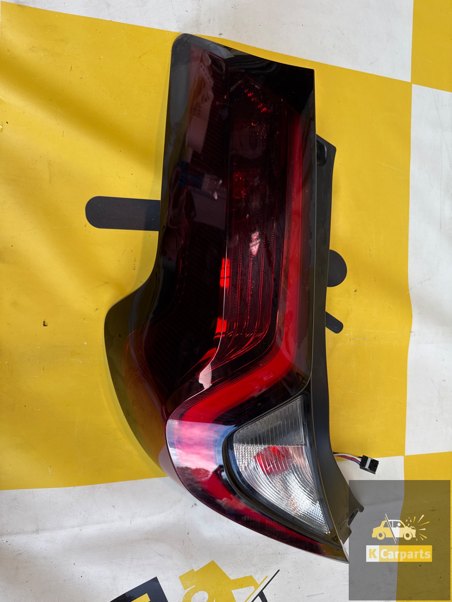 Feu arrière droit VVT-i 0000012928 d'origine pour Toyota Aygo X