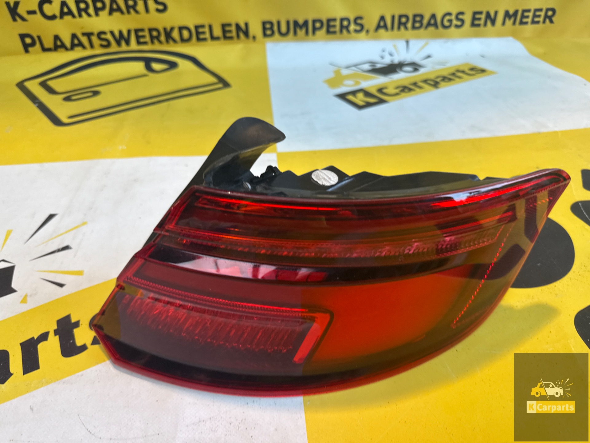 ACHTERLICHT LINKS AUDI A3 8V 8V4945095D) origineel
