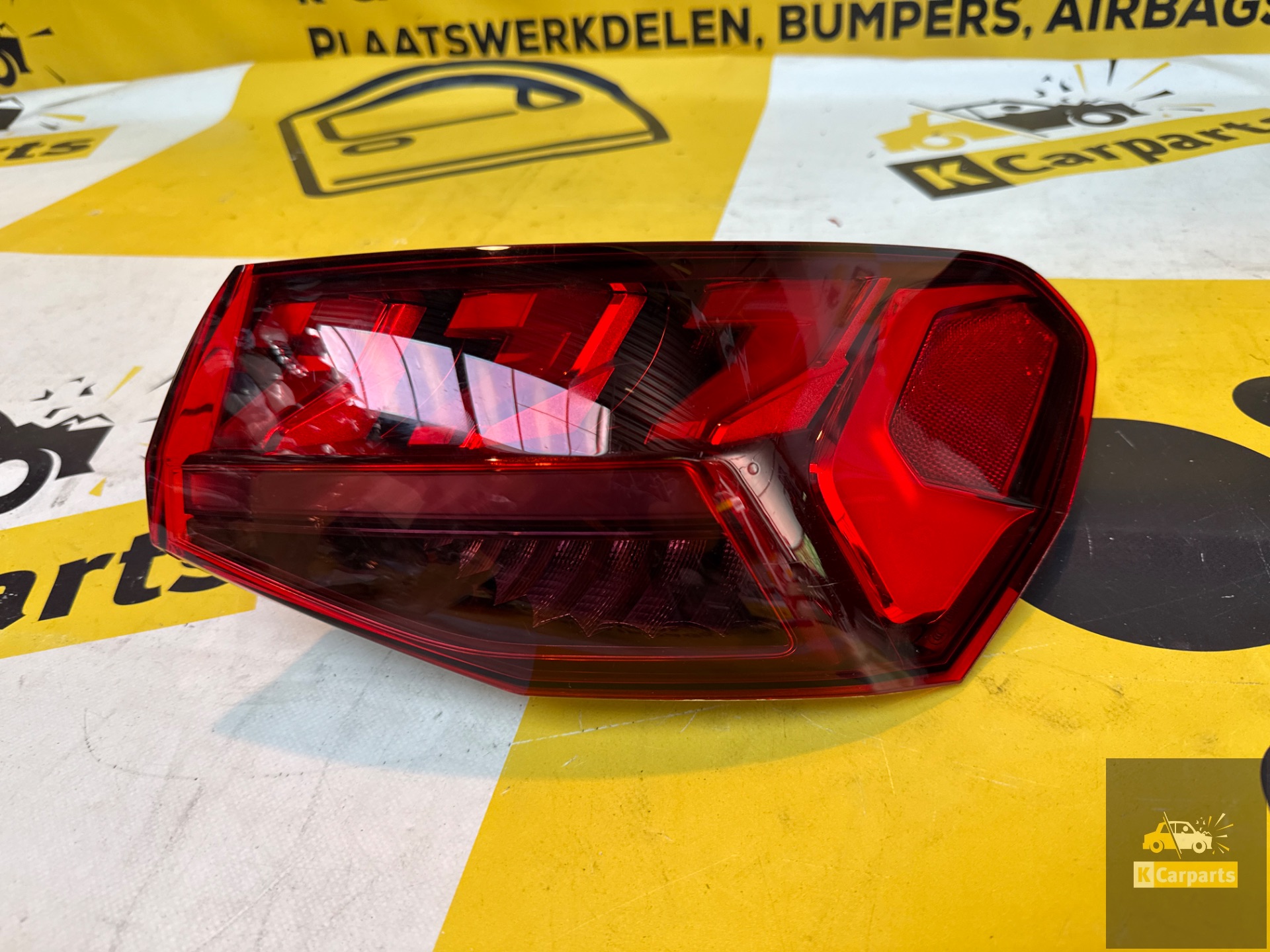 Audi A3 RS3 S3 8Y Led Achterlicht links 8Y0945208