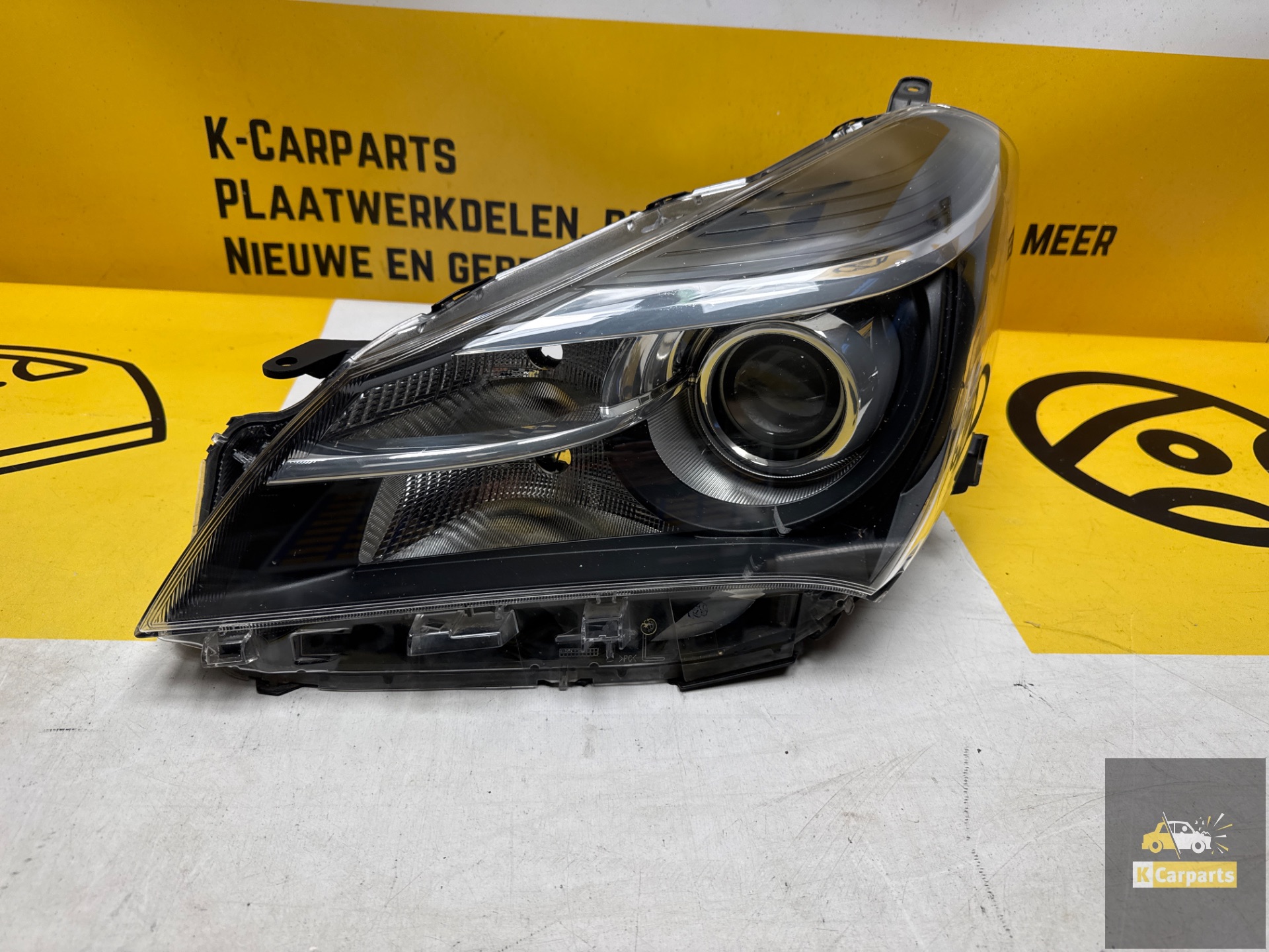 Phare Toyota Yaris Gauche Original