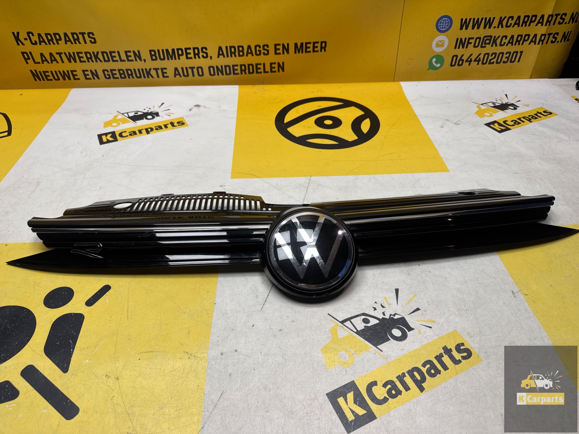Grill Volkswagen Golf 8 Facelift R line  Grille 5H0853651N