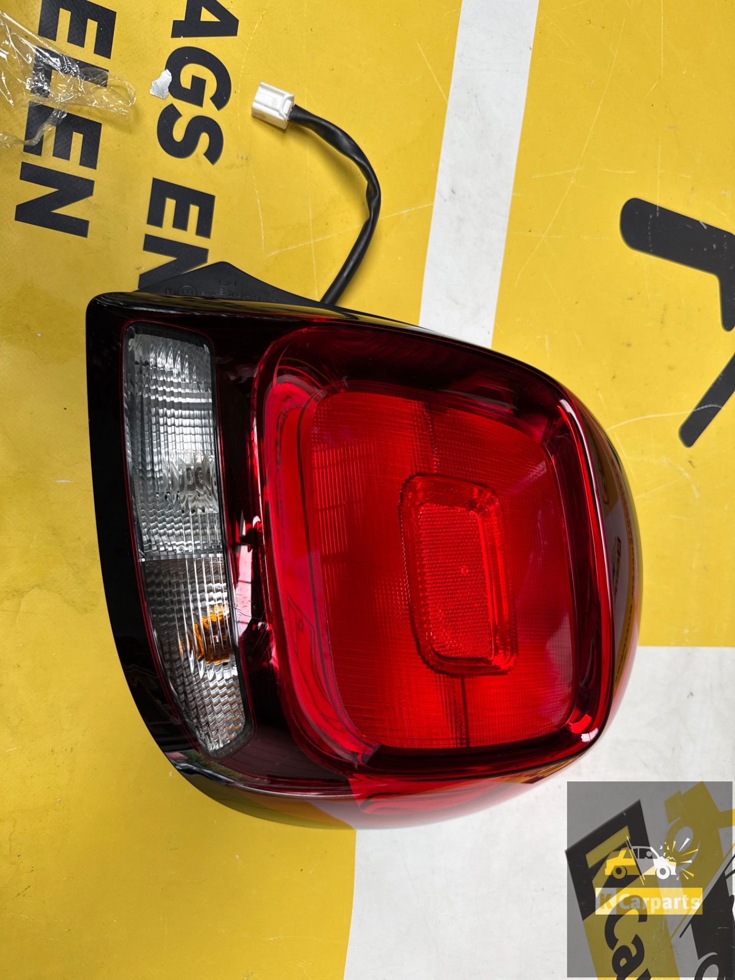 Citroën c1 Rechts achterlicht 81331002 Origineel!