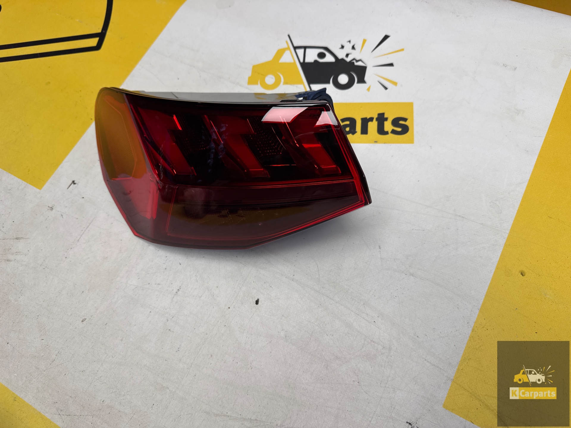 Feu arrière LED gauche Audi A3 8Y 8Y0945207 Original