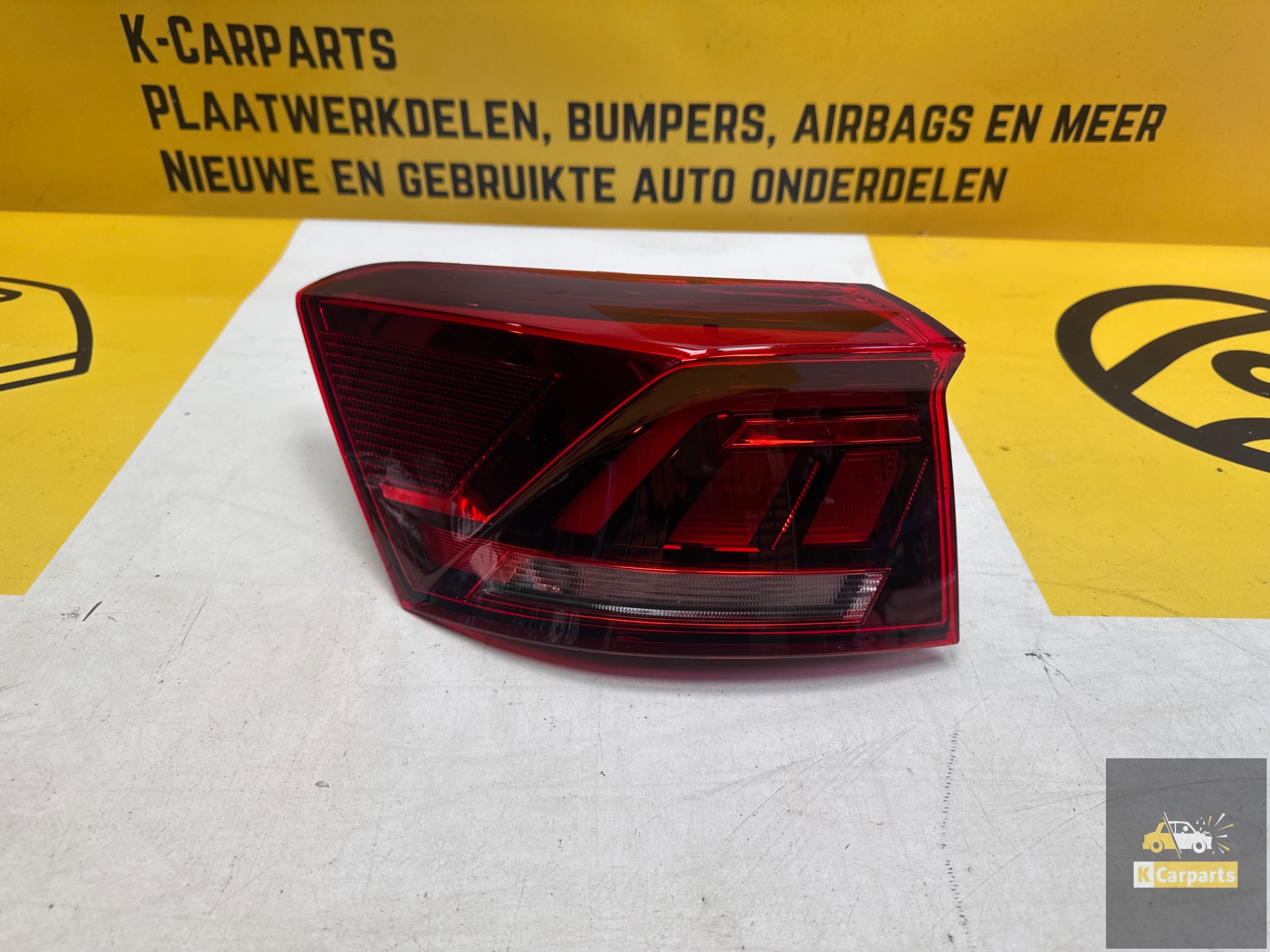 Volkswagen T-Roc Rückleuchte links 2GA945095D Original