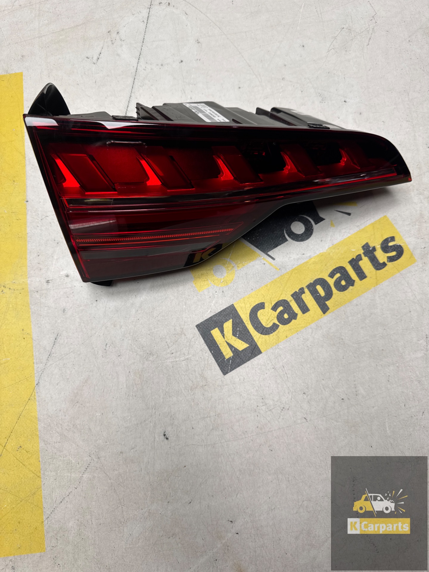 Audi A4 Avant Rückleuchte Links Original 8w9945093AC