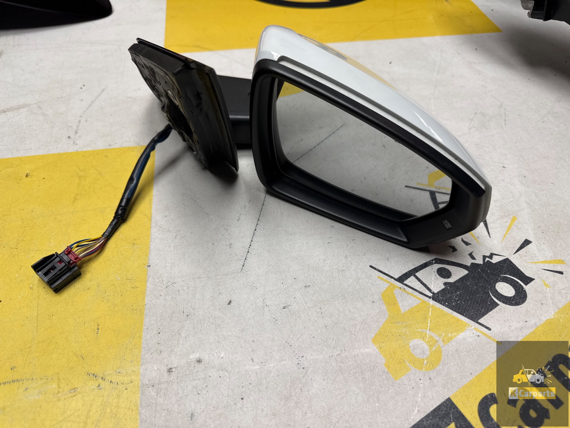 Volkswagen Polo Side Mirror Right 2G1857502AF 12 PIN