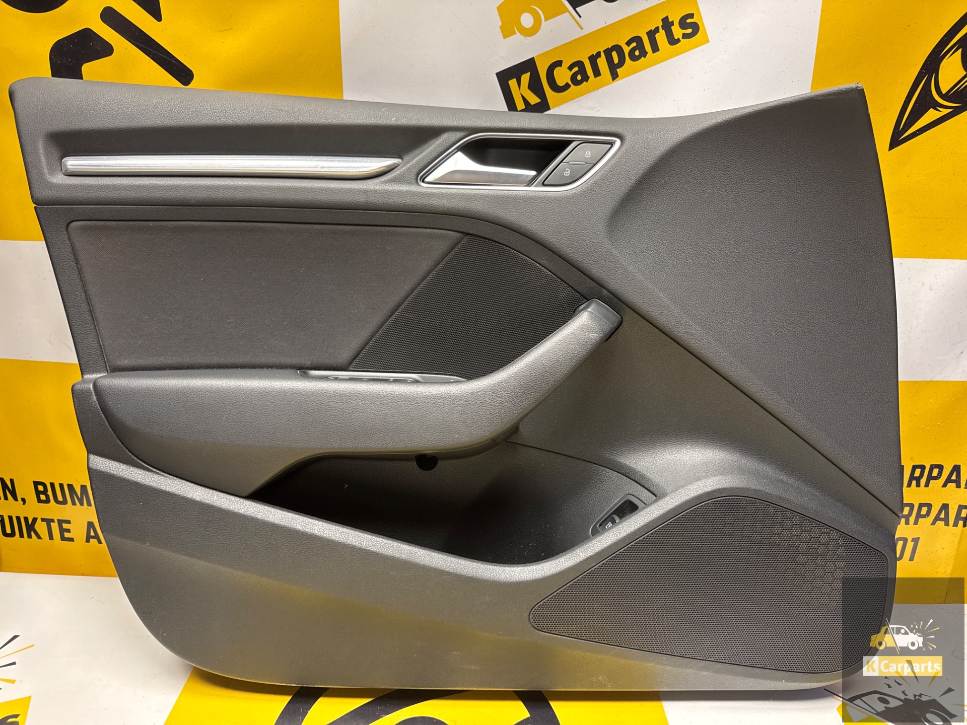 Deur bekleding AUDI A3 S3 RS3 Links voor portier  8V4867105