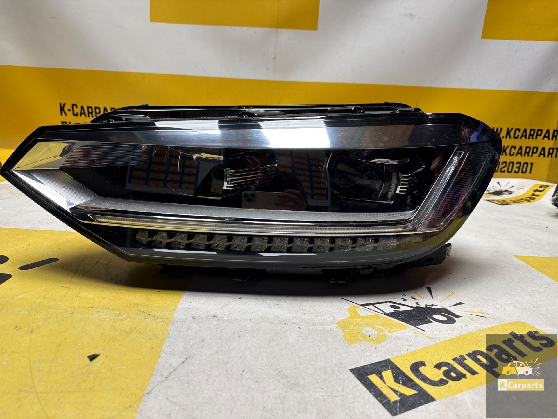 Headlight Volkswagen Touran 5TA Right 5TB941082A LED Complete