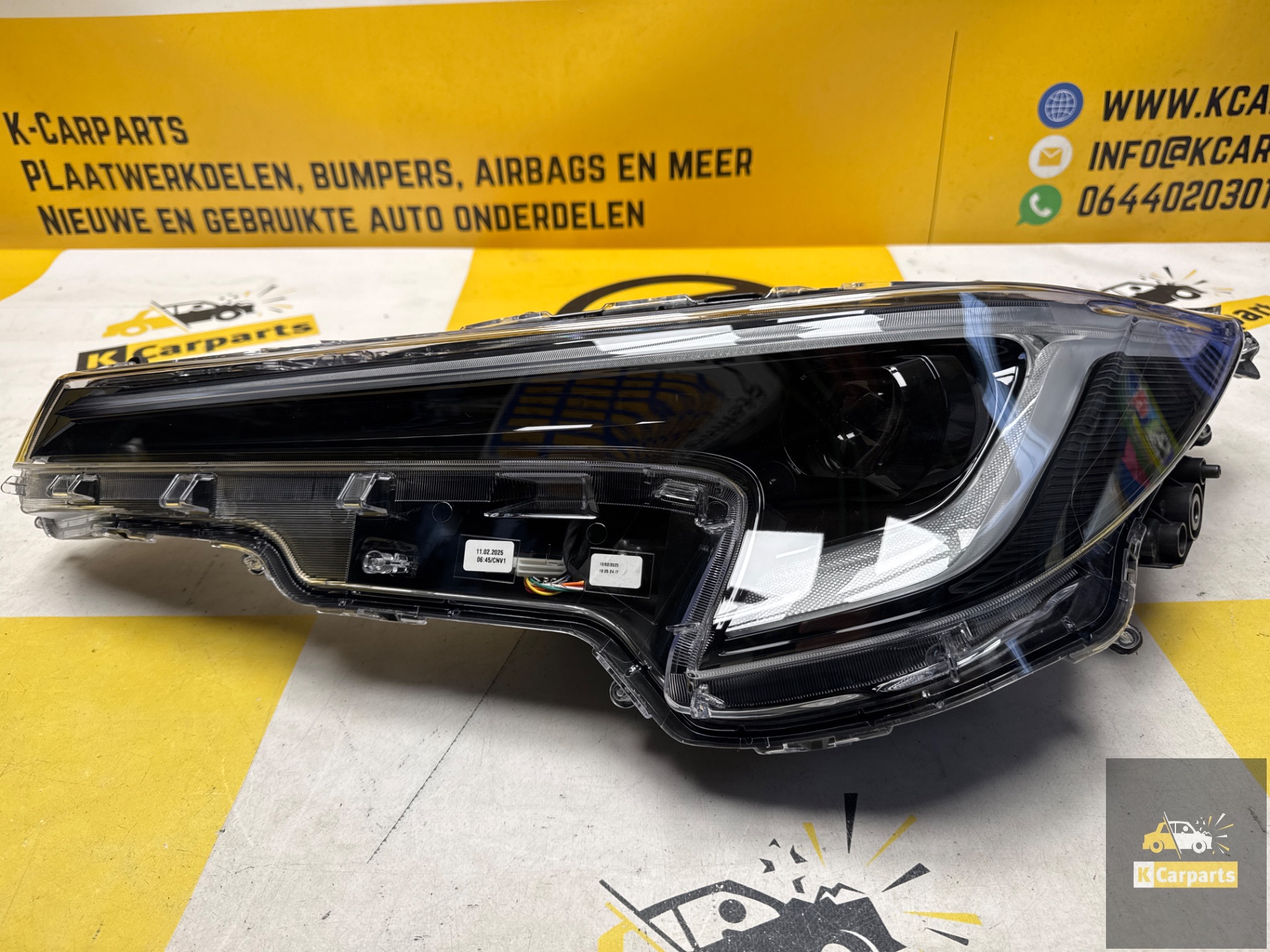 TOYOTA COROLLA E21 Facelift Koplamp Links 22- 81150-02X10